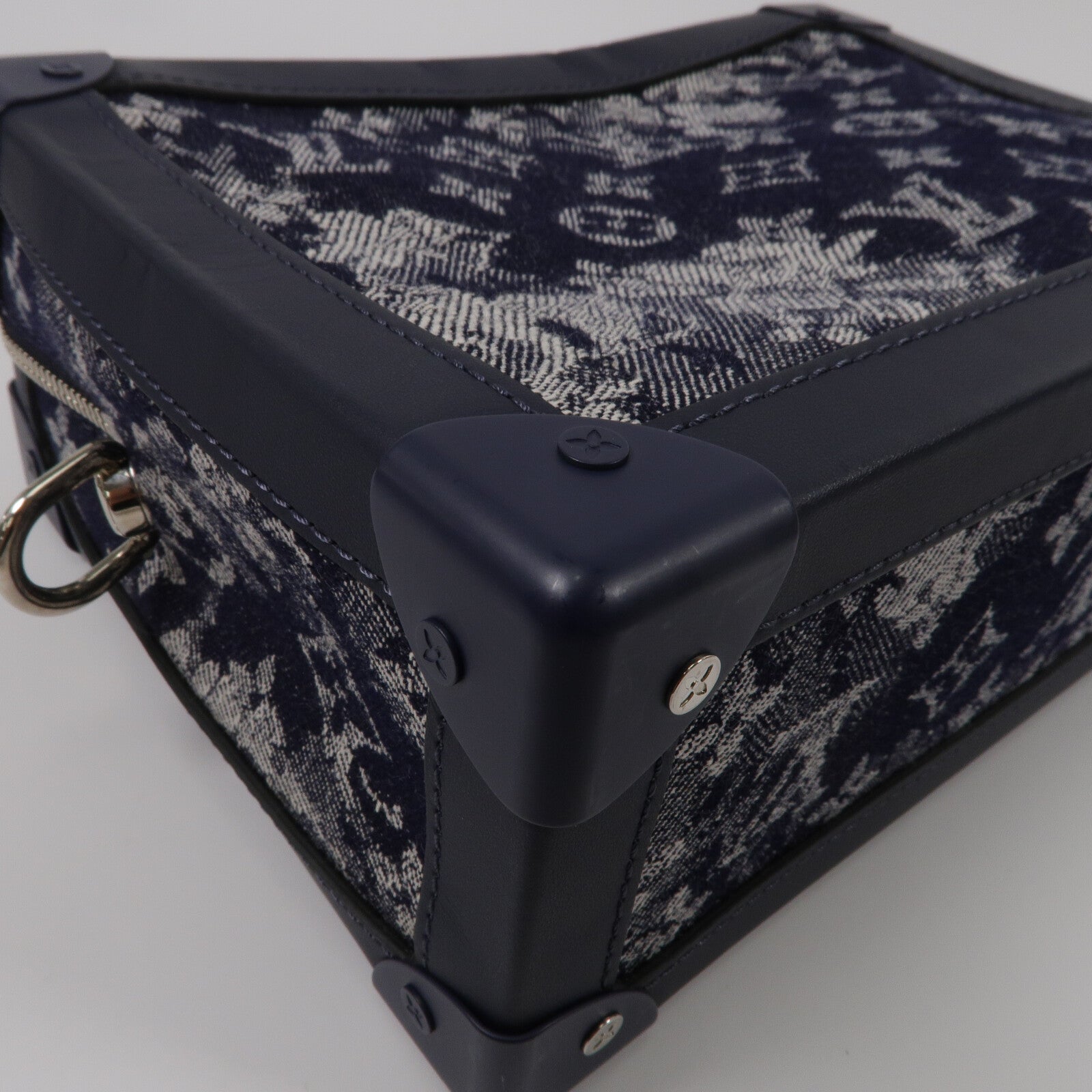 LOUIS VUITTON Monogram Tapestry Soft Trunk肩背袋