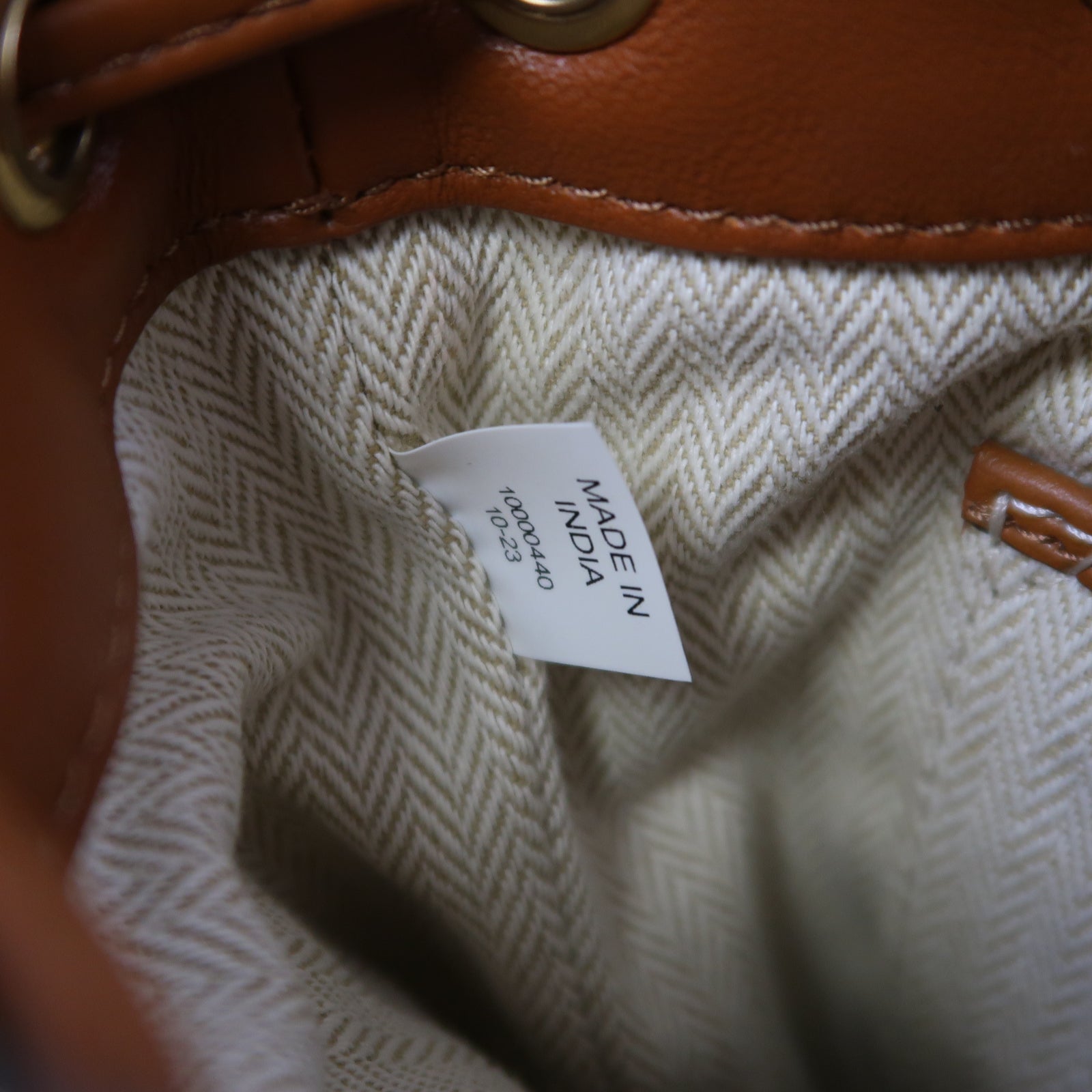 Tory Burch 藤製Bucket Bag金扣手挽肩背兩用袋啡色