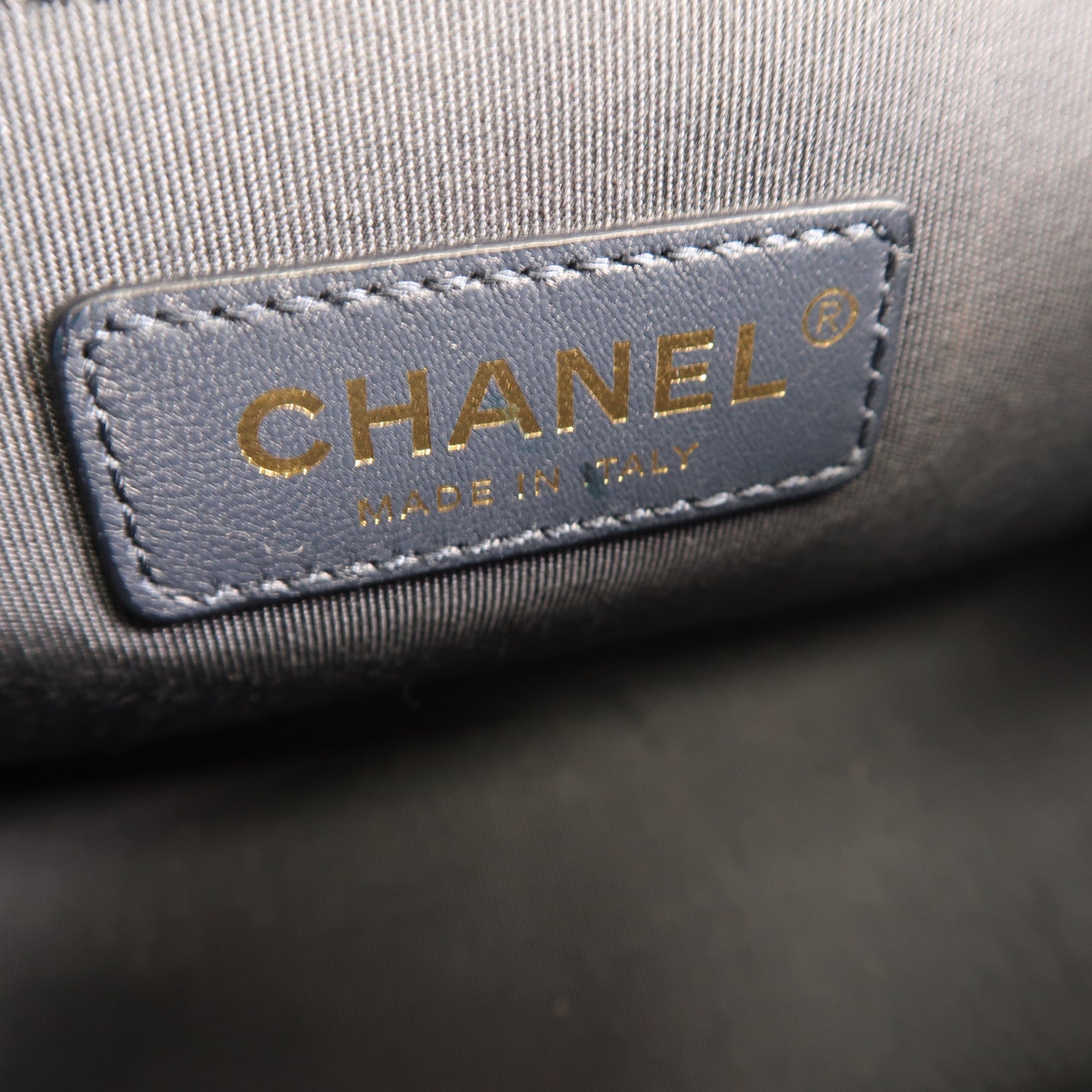 CHANEL 牛皮皮革Shoulder Bag金扣鏈帶肩背袋