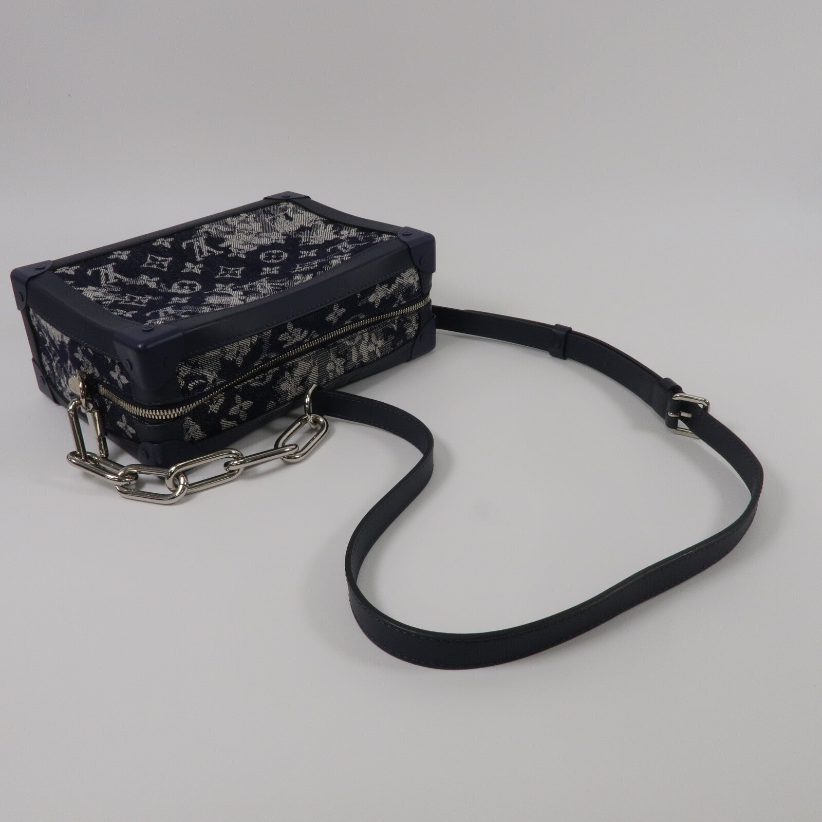 LOUIS VUITTON Monogram Tapestry Soft Trunk肩背袋