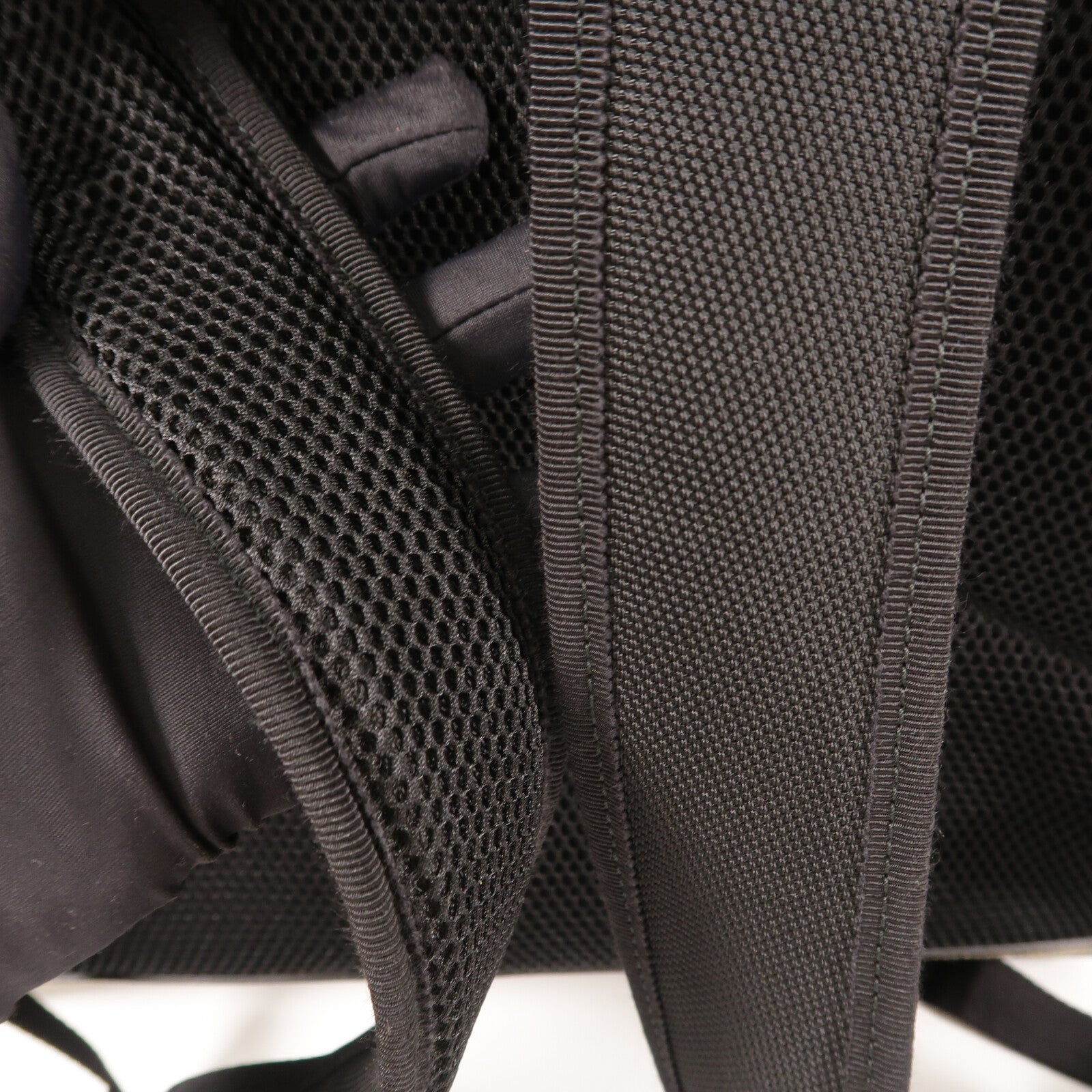 GUCCI 塗層帆布GG Supreme Backpack背包