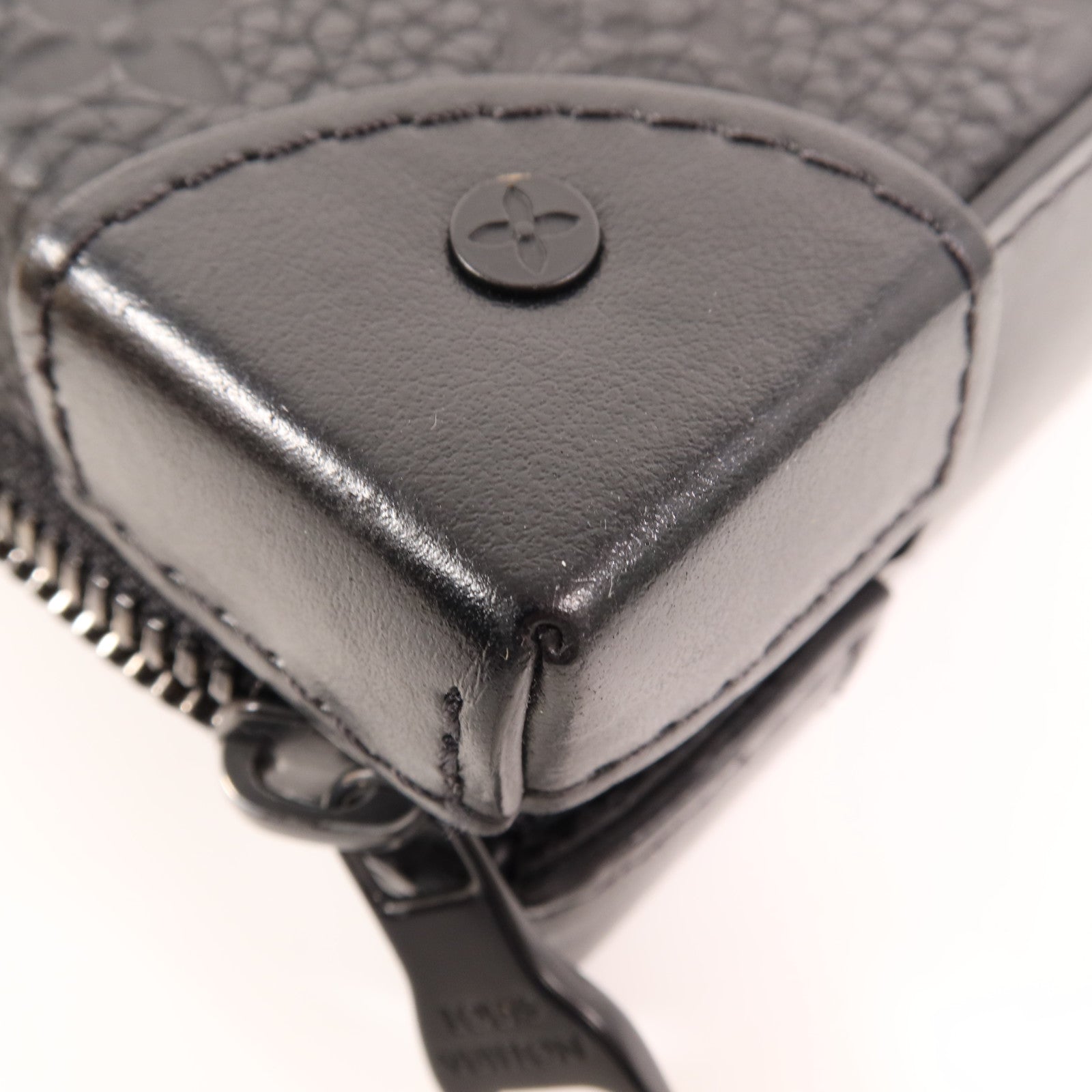 LOUIS VUITTON 【激減優惠】Monogram Taurillon Soft Trunk肩背袋