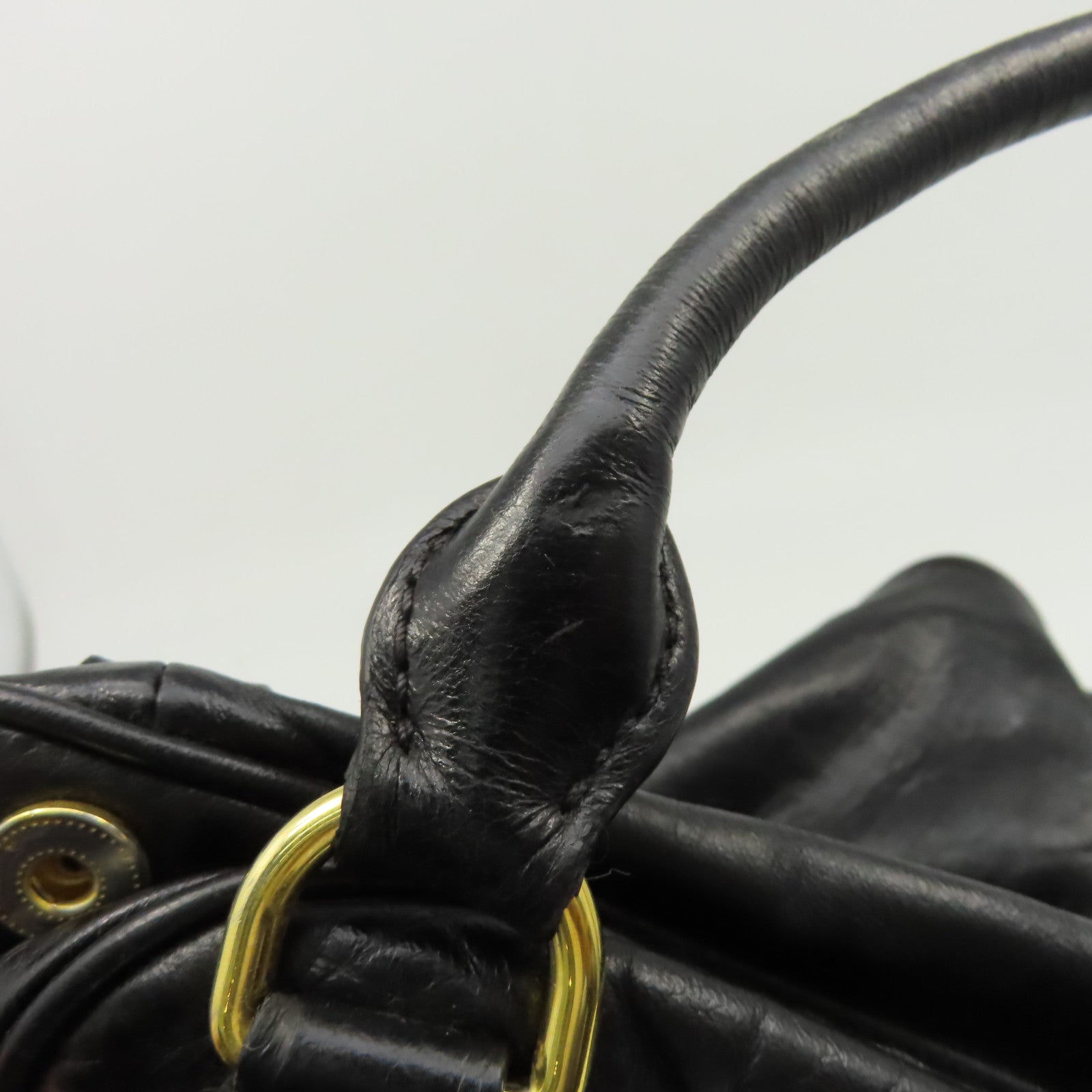 Miu Miu 牛皮皮革2 Way Shoulder金扣手挽肩背兩用袋黑色