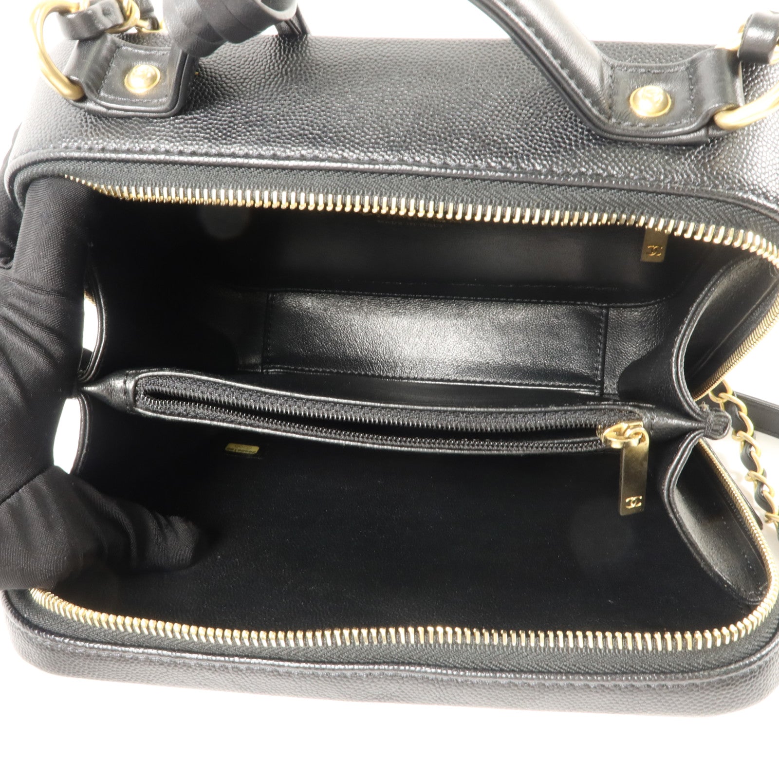 CHANEL 牛皮皮革CC Filigree Vanity Case Medium手挽肩背兩用袋