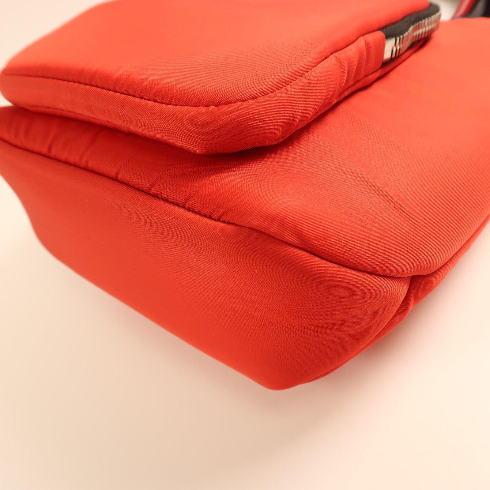 PRADA 尼龍Shoulder Bag銀扣手挽肩背兩用袋