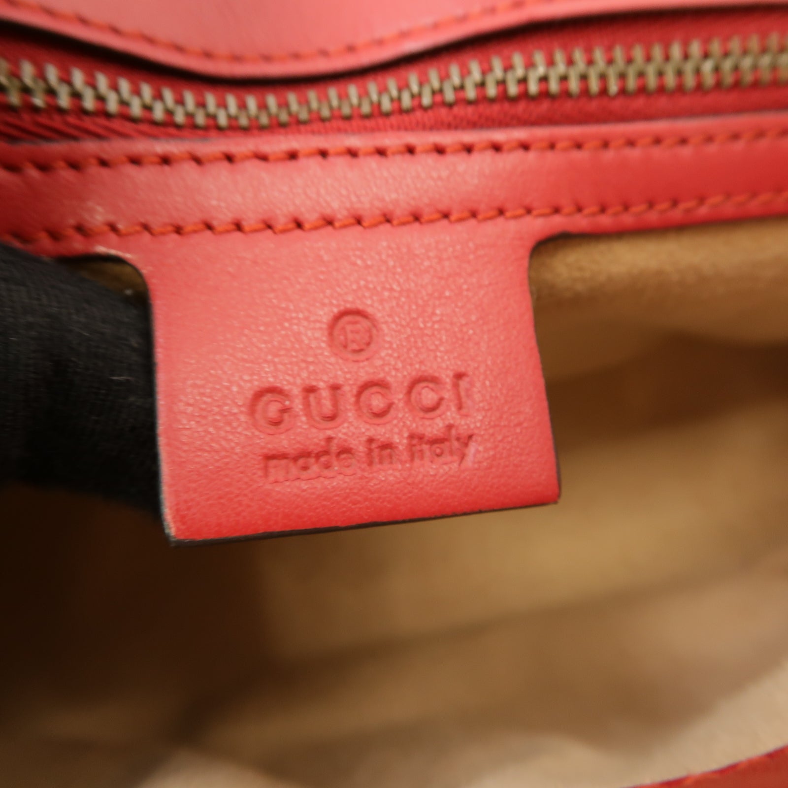 GUCCI 【激減優惠】牛皮皮革GG Marmont金扣鏈帶肩背袋紅色