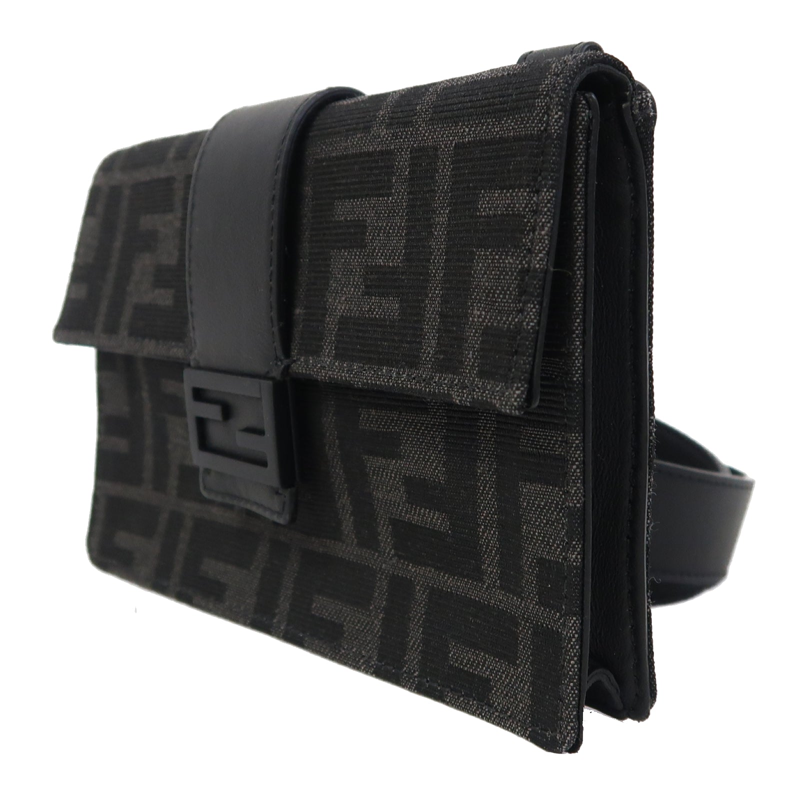 FENDI 帆布Baguette Pouch銀扣肩背袋黑色