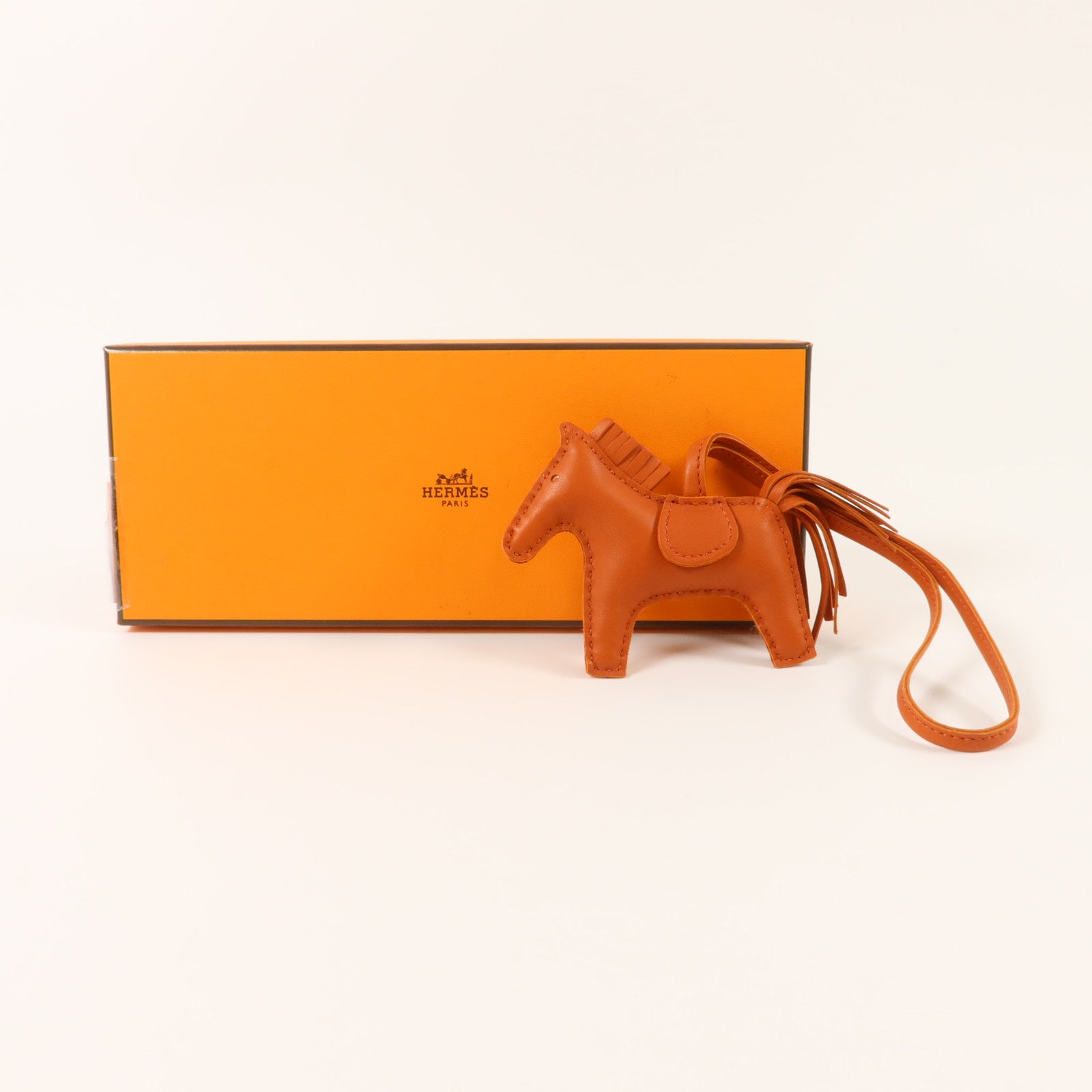 HERMES Milo皮革Rodeo PM掛飾Cuivre