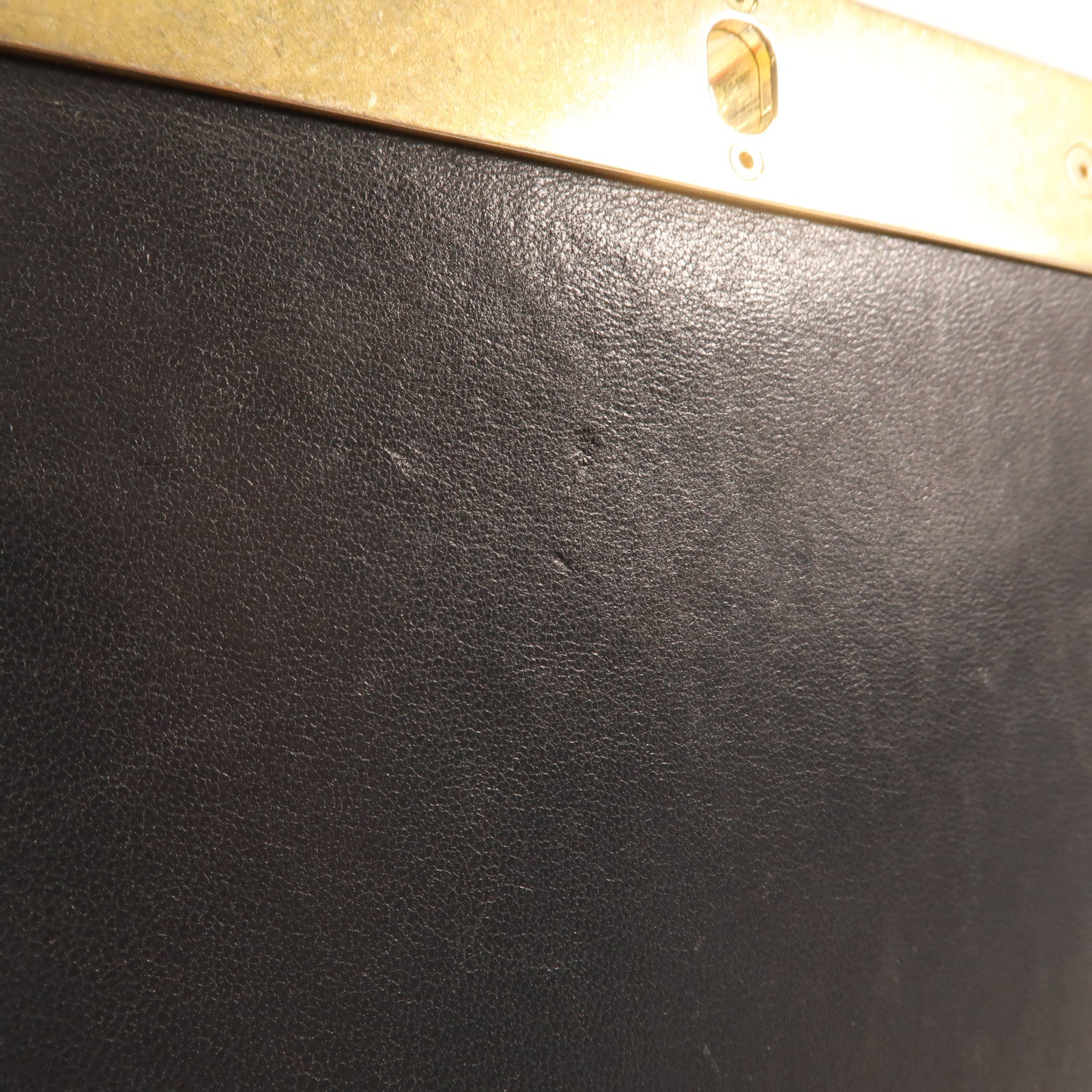 CHANEL 牛皮皮革Shoulder Bag金扣鏈帶肩背袋