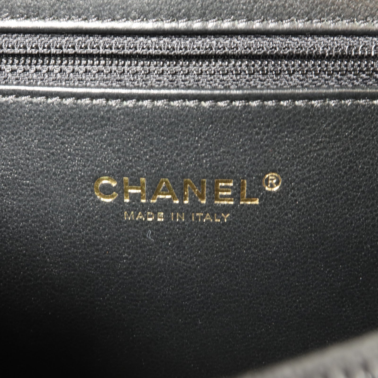 CHANEL 牛皮皮革CC Filigree Vanity Case Medium手挽肩背兩用袋
