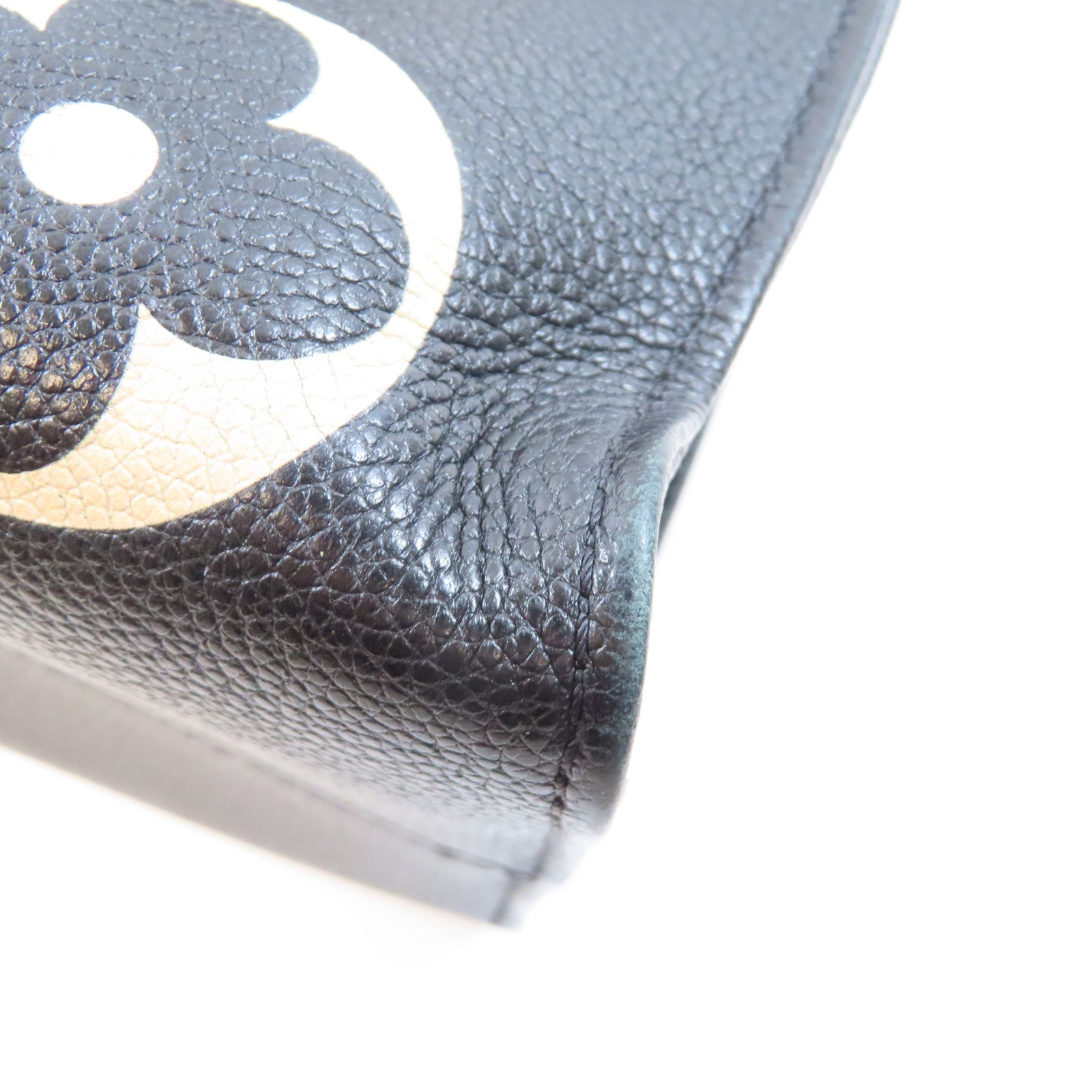LOUIS VUITTON Monogram Empreinte OnTheGo MM金扣手挽肩背兩用袋黑色