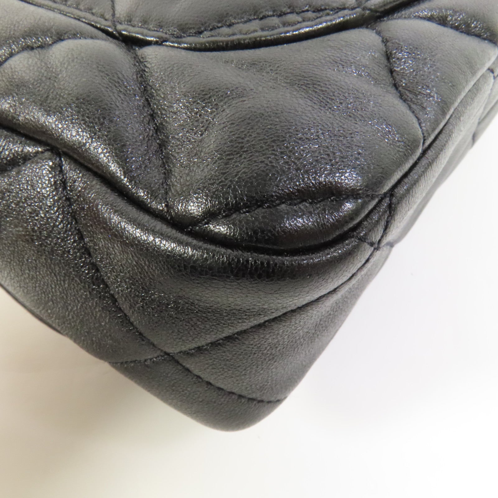 CHANEL 羊皮皮革Chain Shoulder金扣鏈帶肩背袋