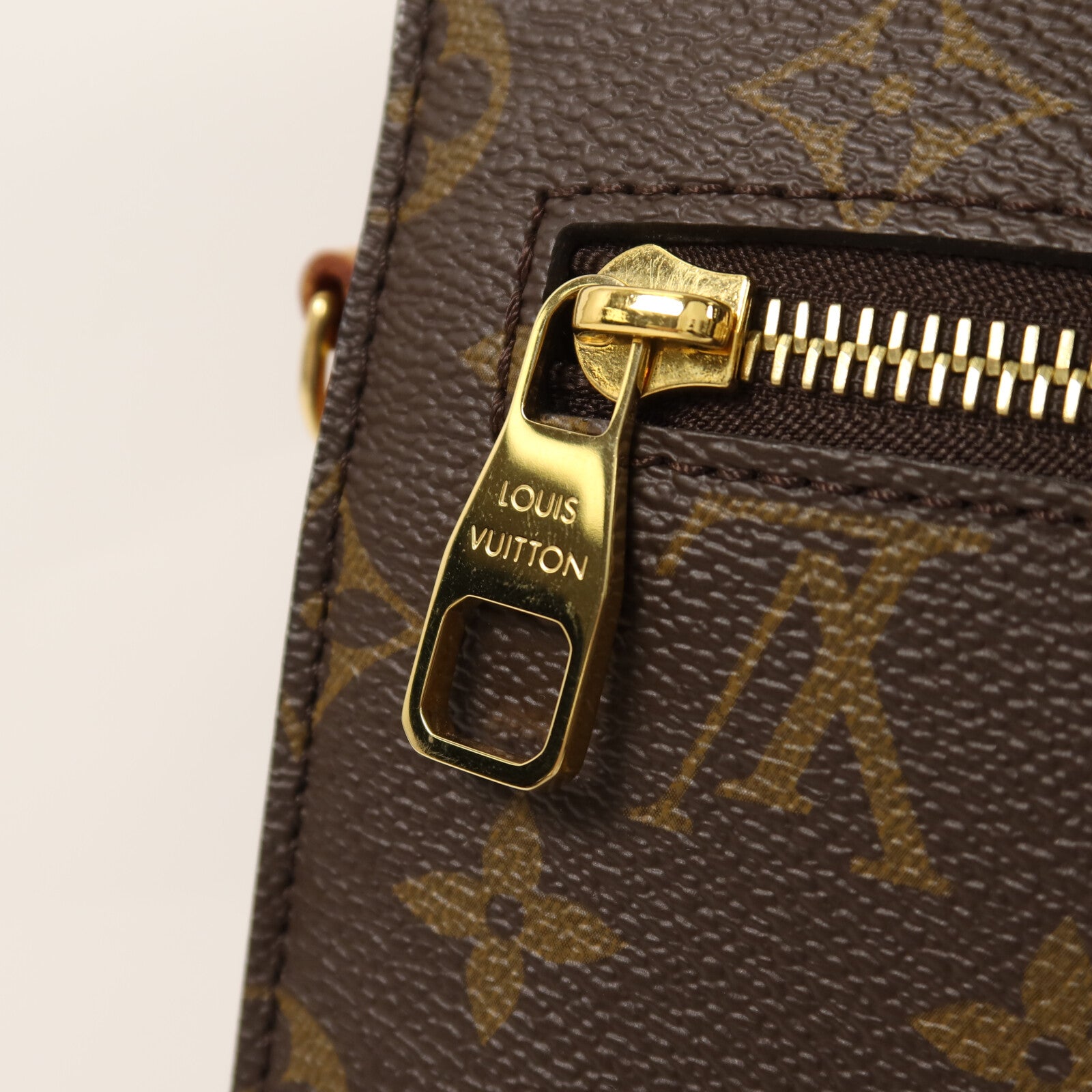 LOUIS VUITTON Monogram Pochette Metis MM金扣手挽肩背兩用袋