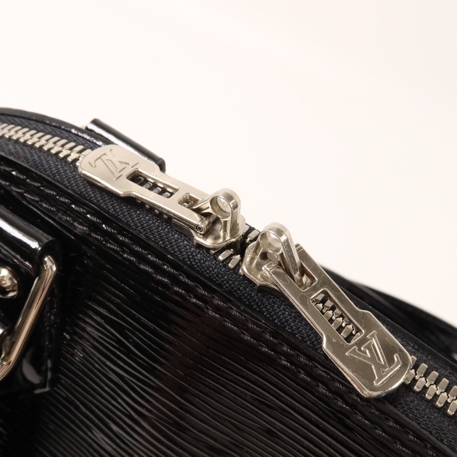 LOUIS VUITTON Epi Electric Alma BB銀扣手挽肩背兩用袋