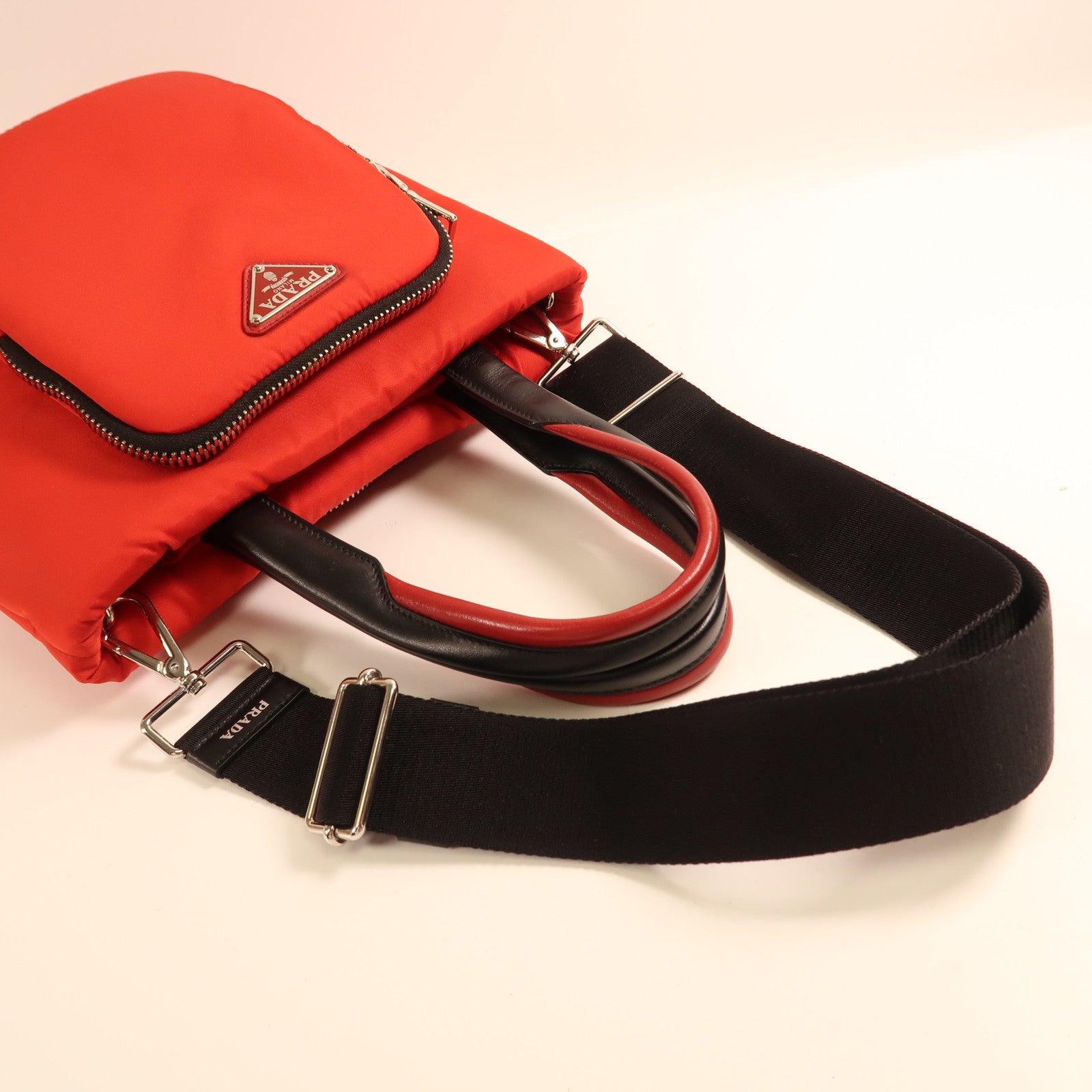 PRADA 尼龍Shoulder Bag銀扣手挽肩背兩用袋