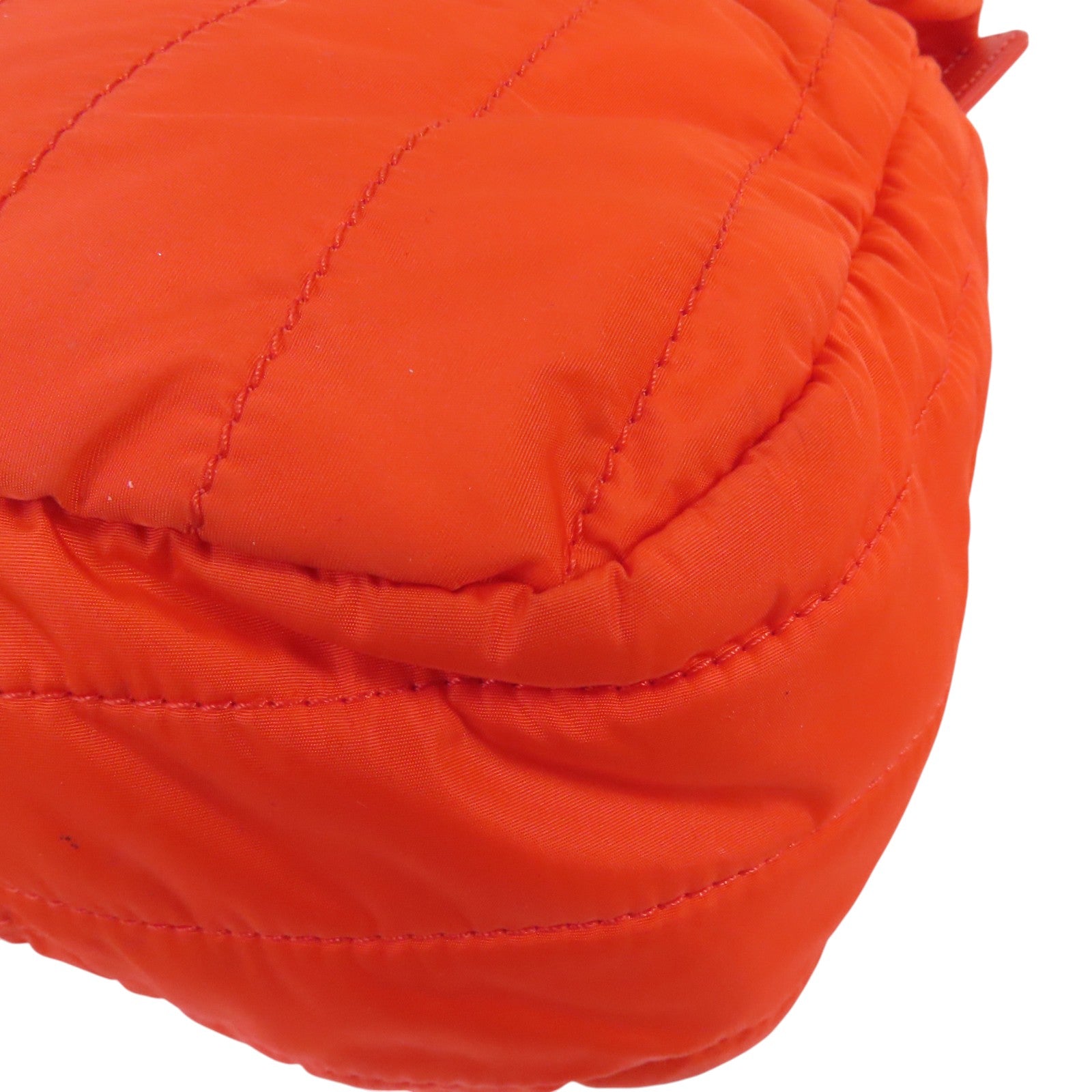 CHANEL 尼龍Chain Shoulder Bag銀扣鏈帶肩背袋