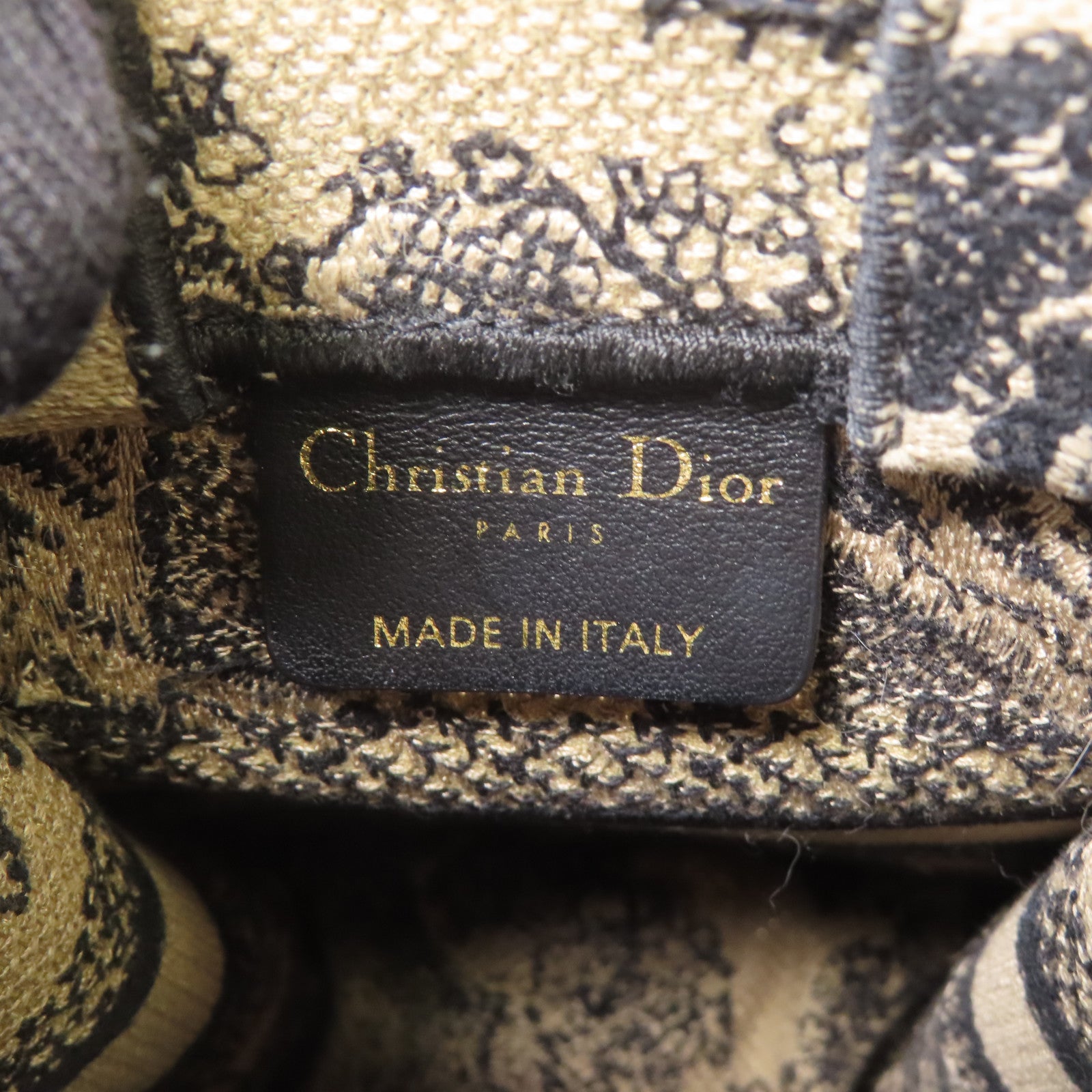 Dior 帆布Mini Vertical Dior Book Tote金扣手挽肩背兩用袋淺褐色/黑色