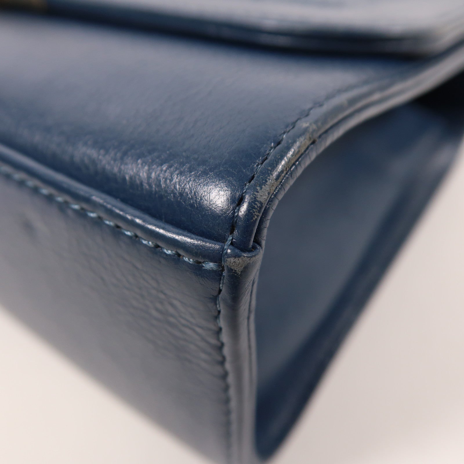 CHANEL 牛皮皮革Chain Shoulder金扣手挽肩背兩用袋