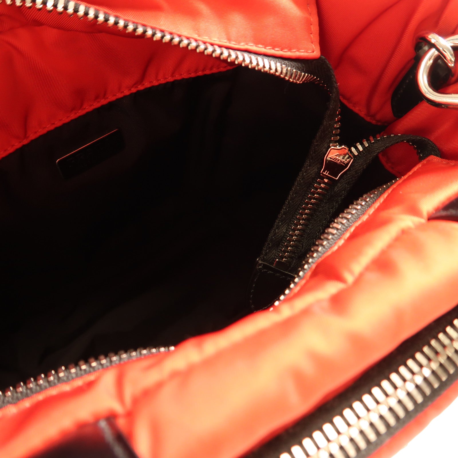 PRADA 尼龍Shoulder Bag銀扣手挽肩背兩用袋