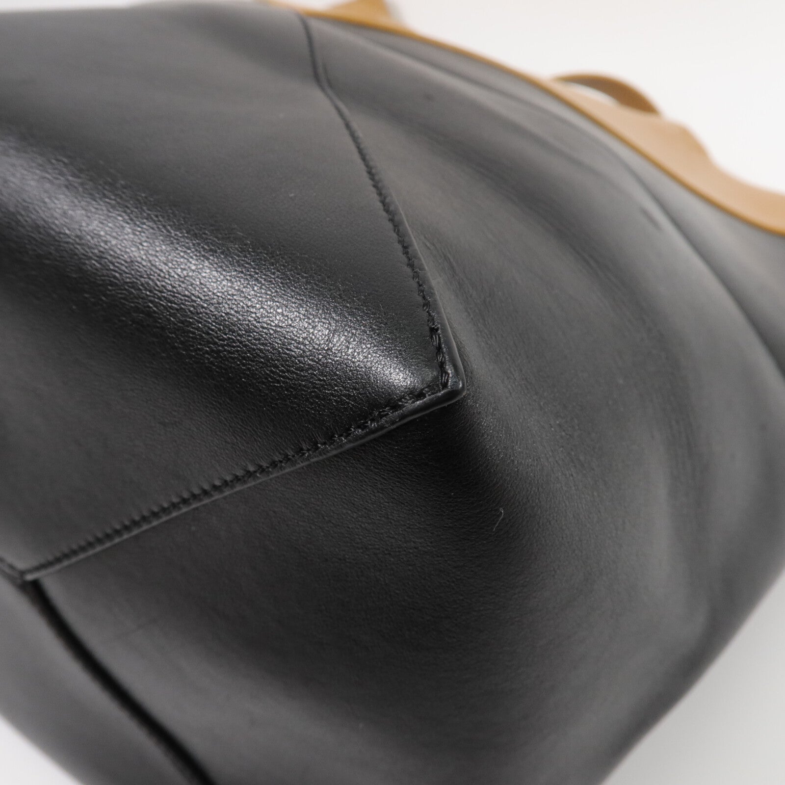 LOEWE 牛皮皮革Fold Tote XL肩背袋