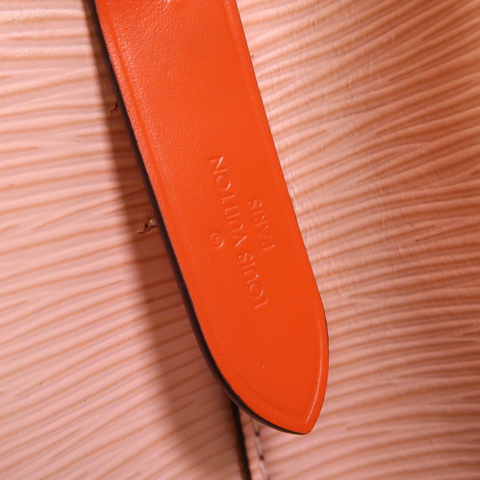 LOUIS VUITTON 【激減優惠】Epi Neo Noe MM銀扣手挽肩背兩用袋Rose Ballerine