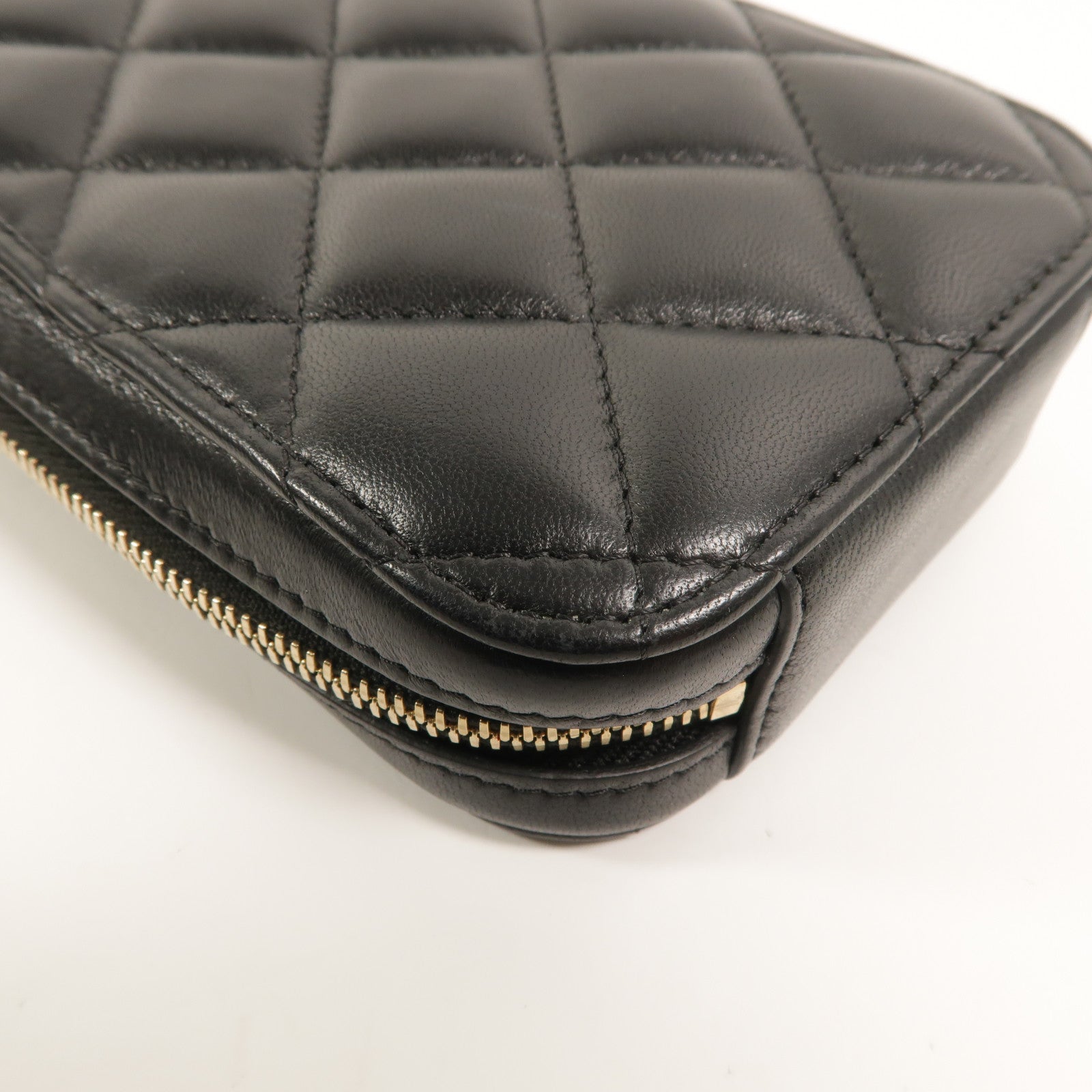 CHANEL 羊皮皮革Phone Bag鏈帶肩背袋