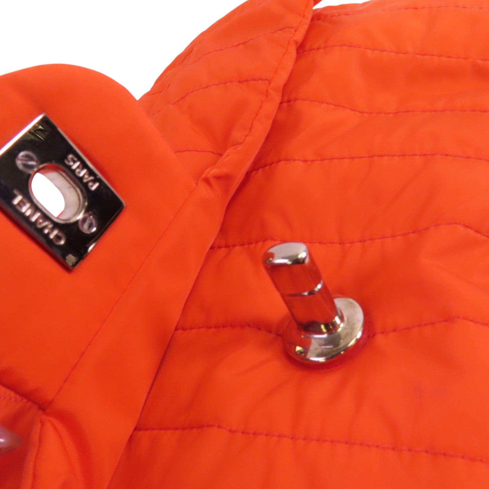 CHANEL 尼龍Chain Shoulder Bag銀扣鏈帶肩背袋