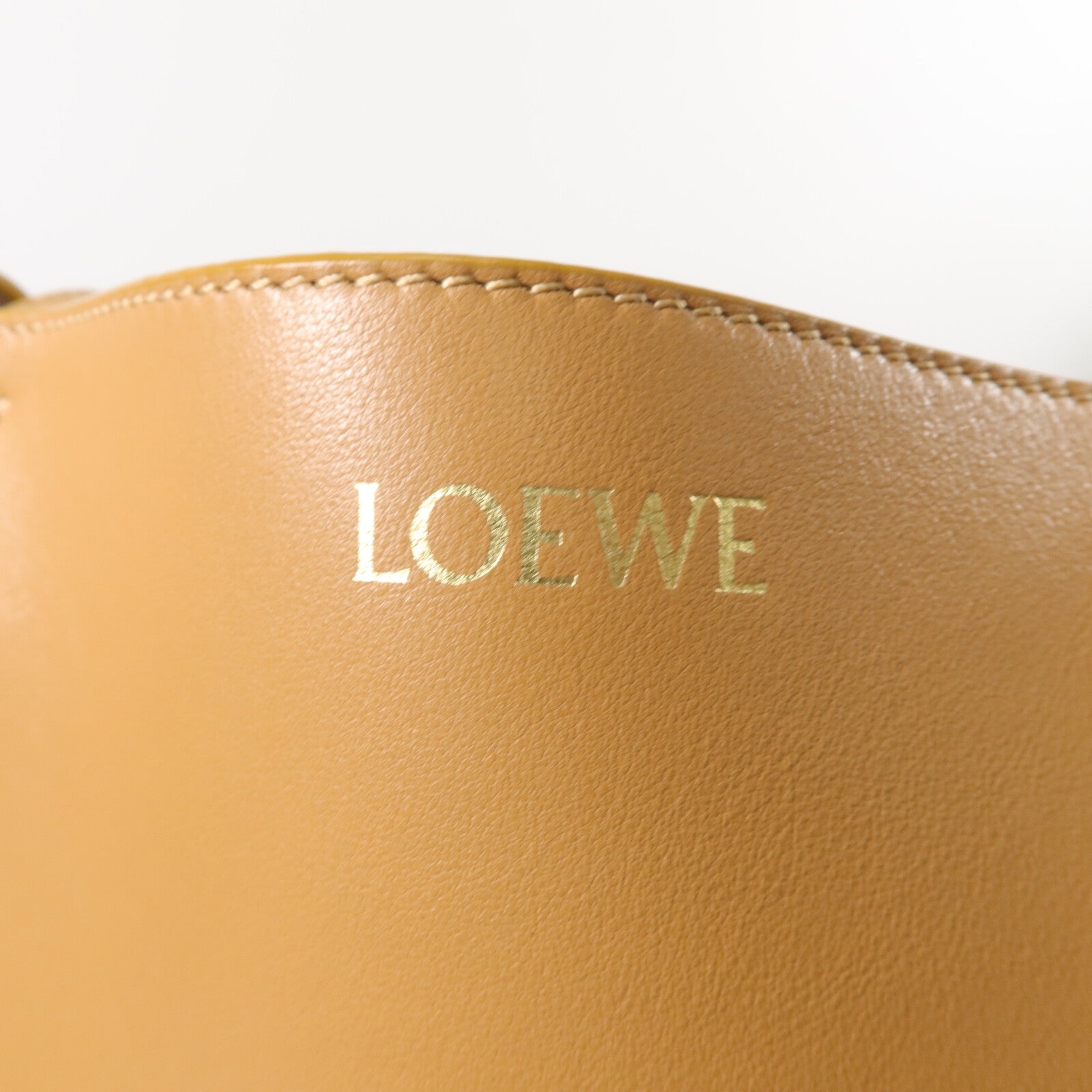 LOEWE 牛皮皮革Fold Tote XL肩背袋