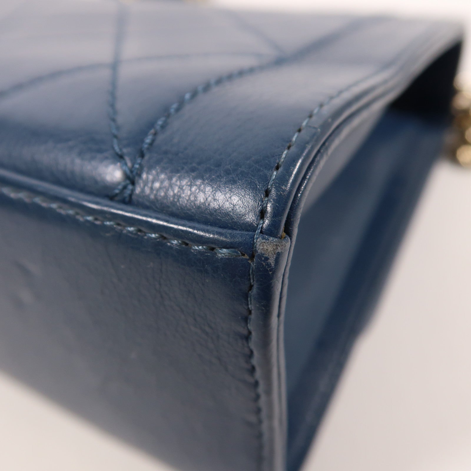 CHANEL 牛皮皮革Chain Shoulder金扣手挽肩背兩用袋