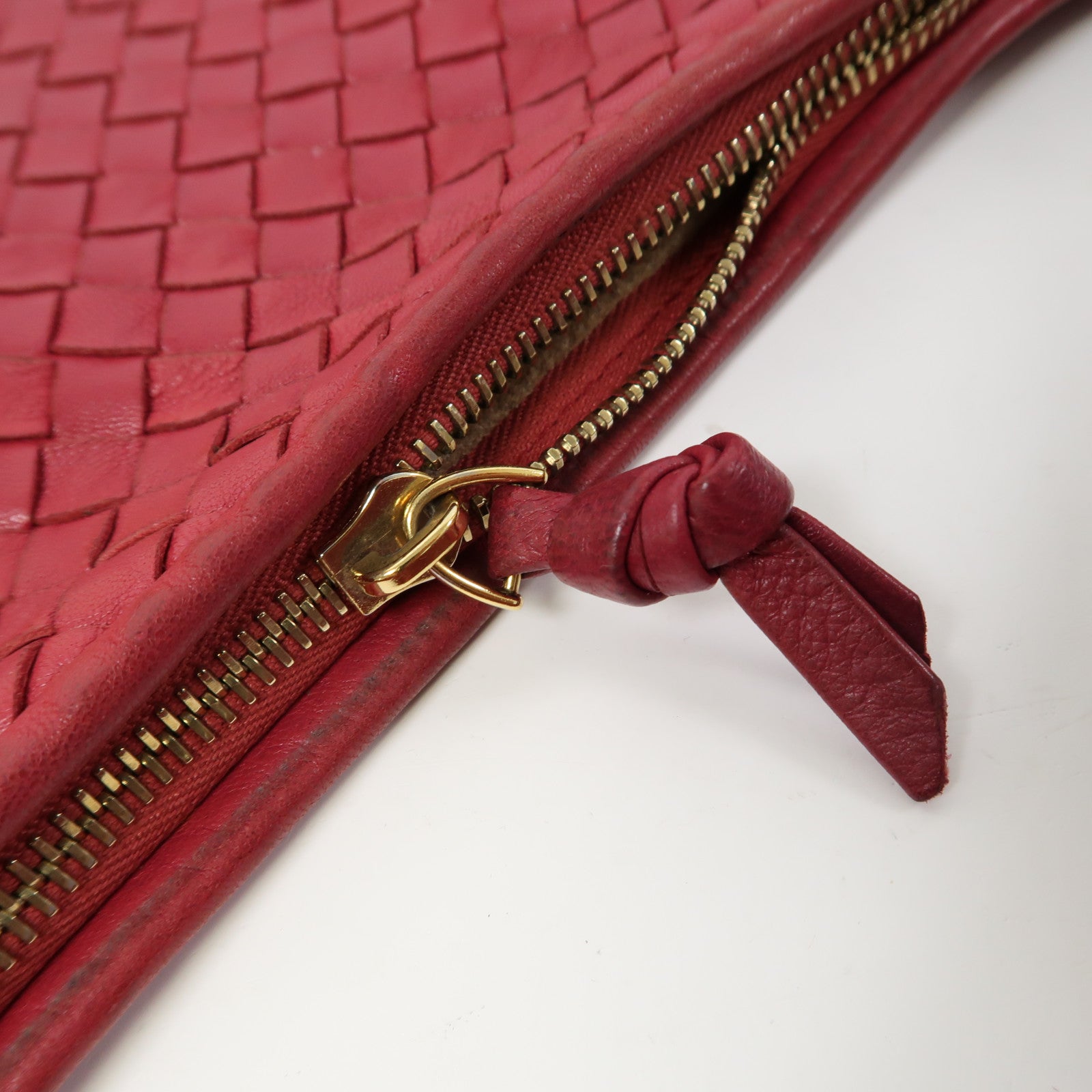 BOTTEGA VENETA 織紋羊皮皮革Handbag金扣手挽袋紅色