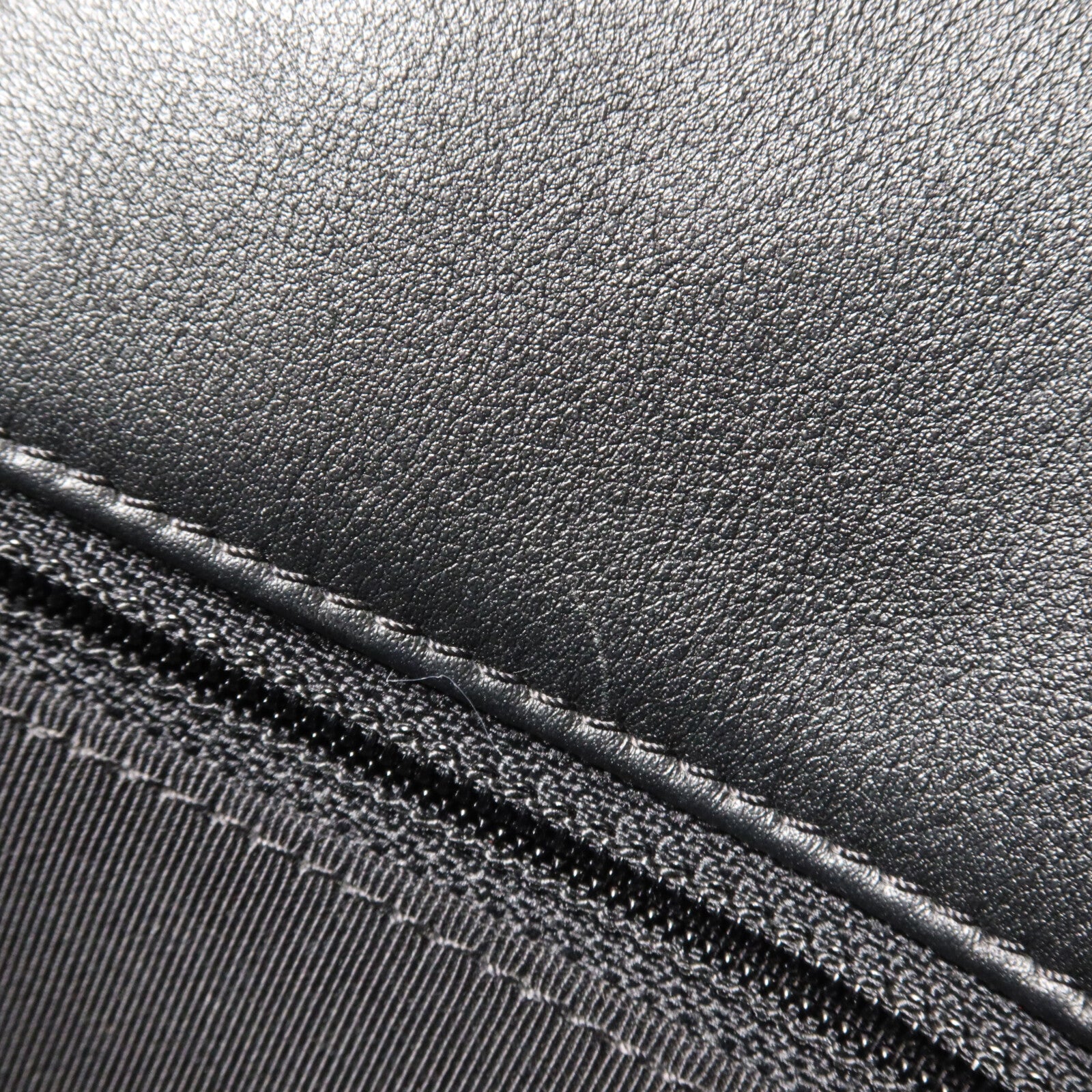 CHANEL 牛皮皮革Flap Bag鏈帶肩背袋