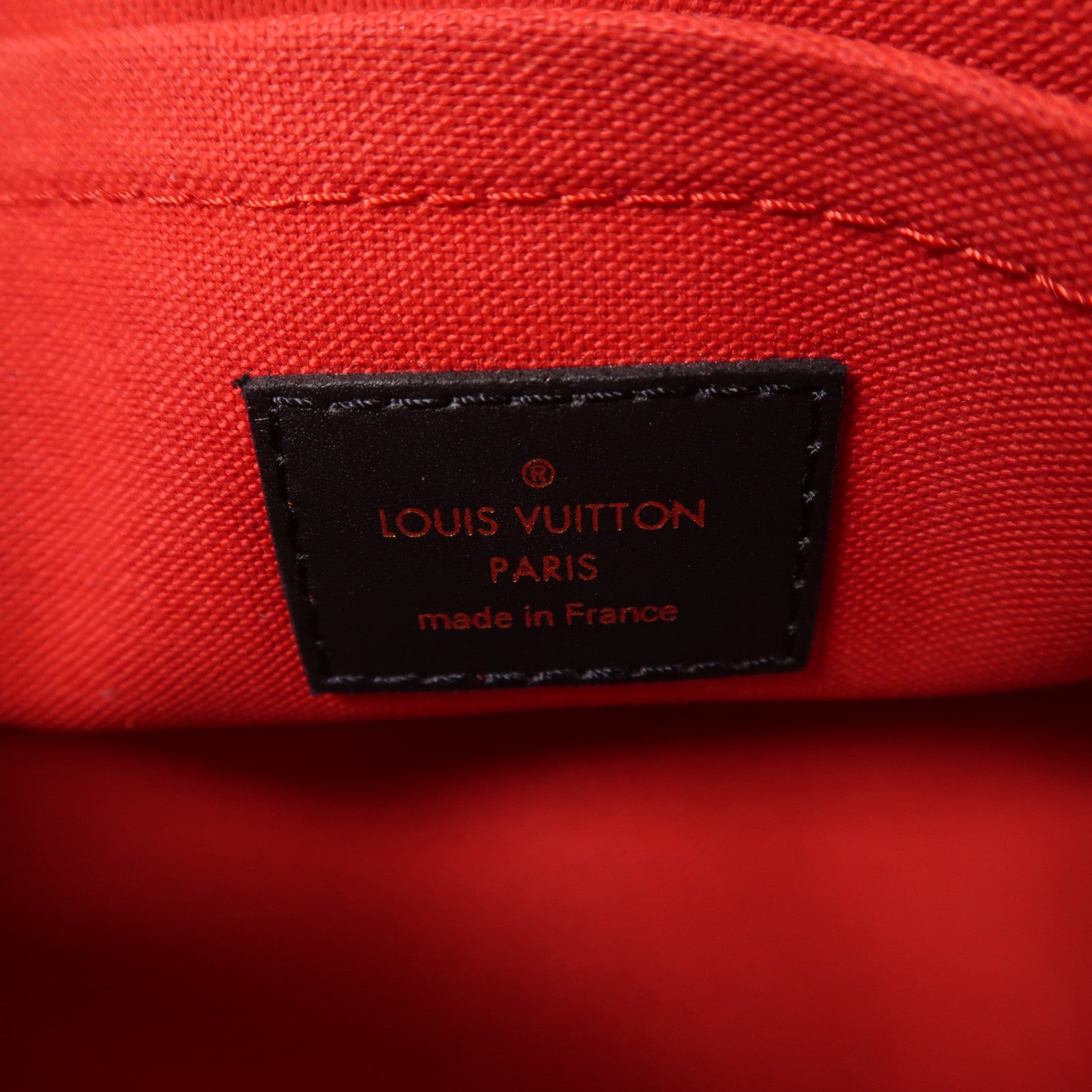 LOUIS VUITTON Monogram On The Go East West金扣手挽肩背兩用袋