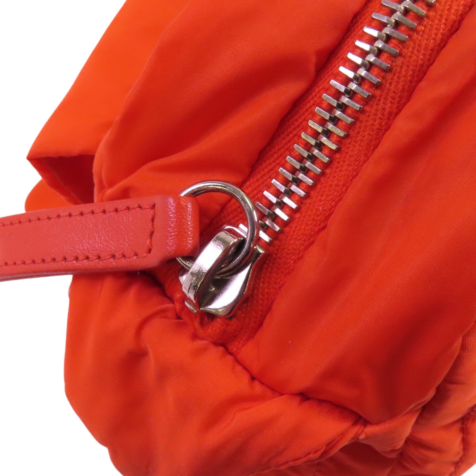 CHANEL 尼龍Chain Shoulder Bag銀扣鏈帶肩背袋