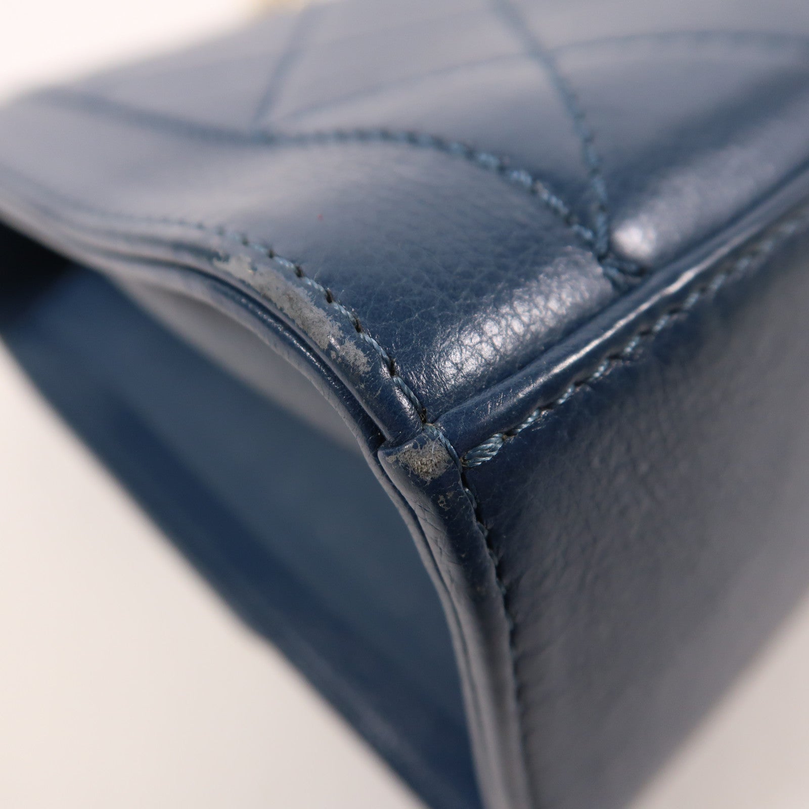 CHANEL 牛皮皮革Chain Shoulder金扣手挽肩背兩用袋