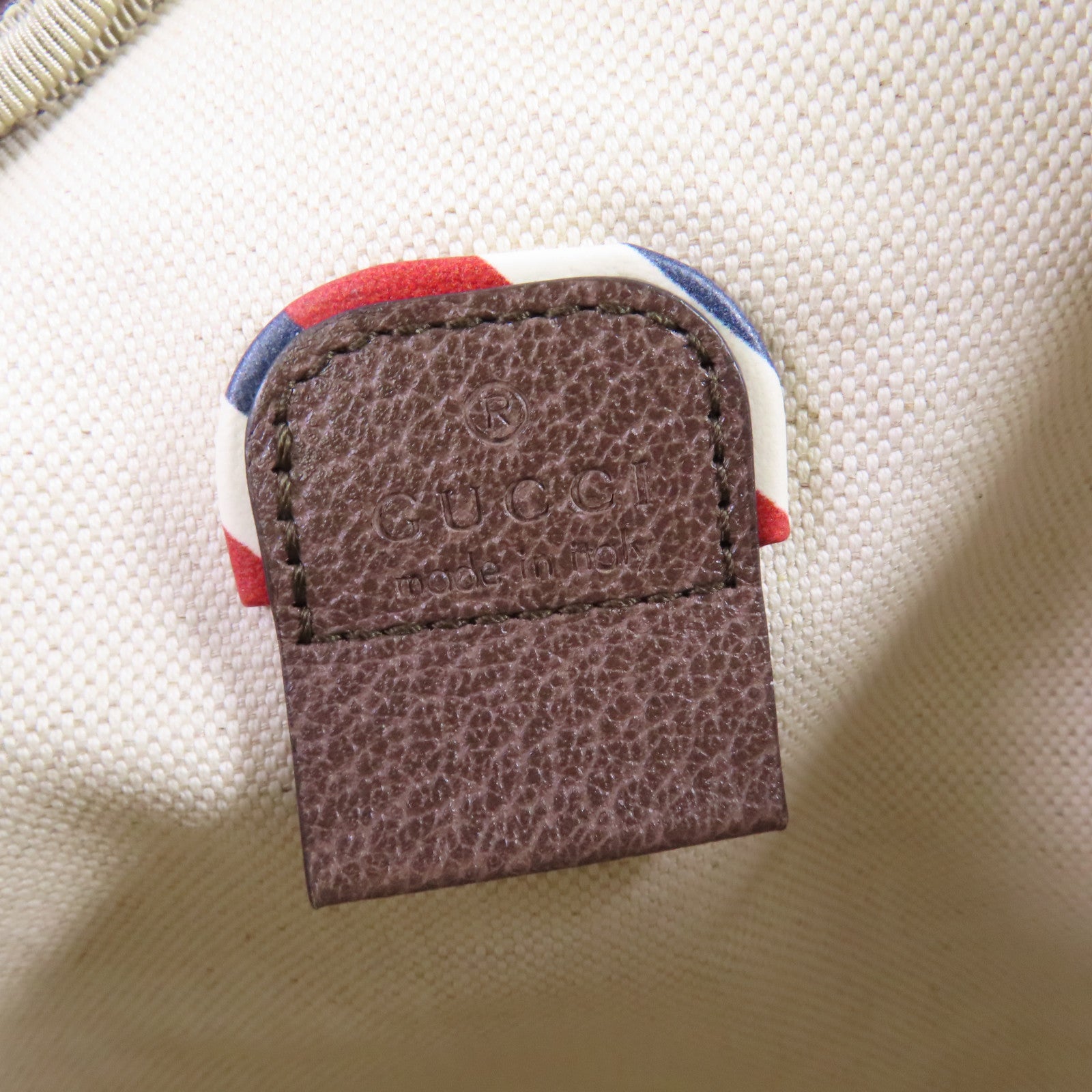 GUCCI 塗層帆布Waist Bag金扣腰包灰色