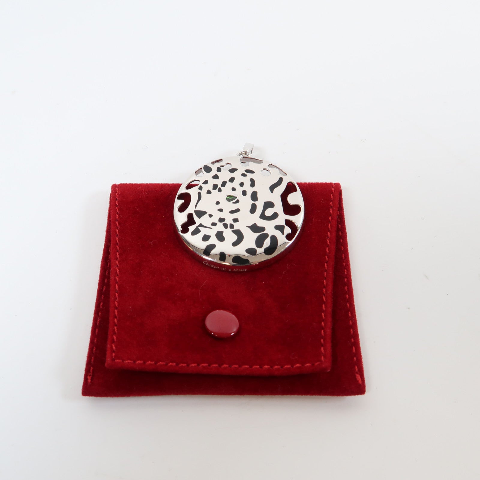 CARTIER (PRICE DOWN) Panthere Pellage Pendant Garnet 18K White Gold Black Lacquer