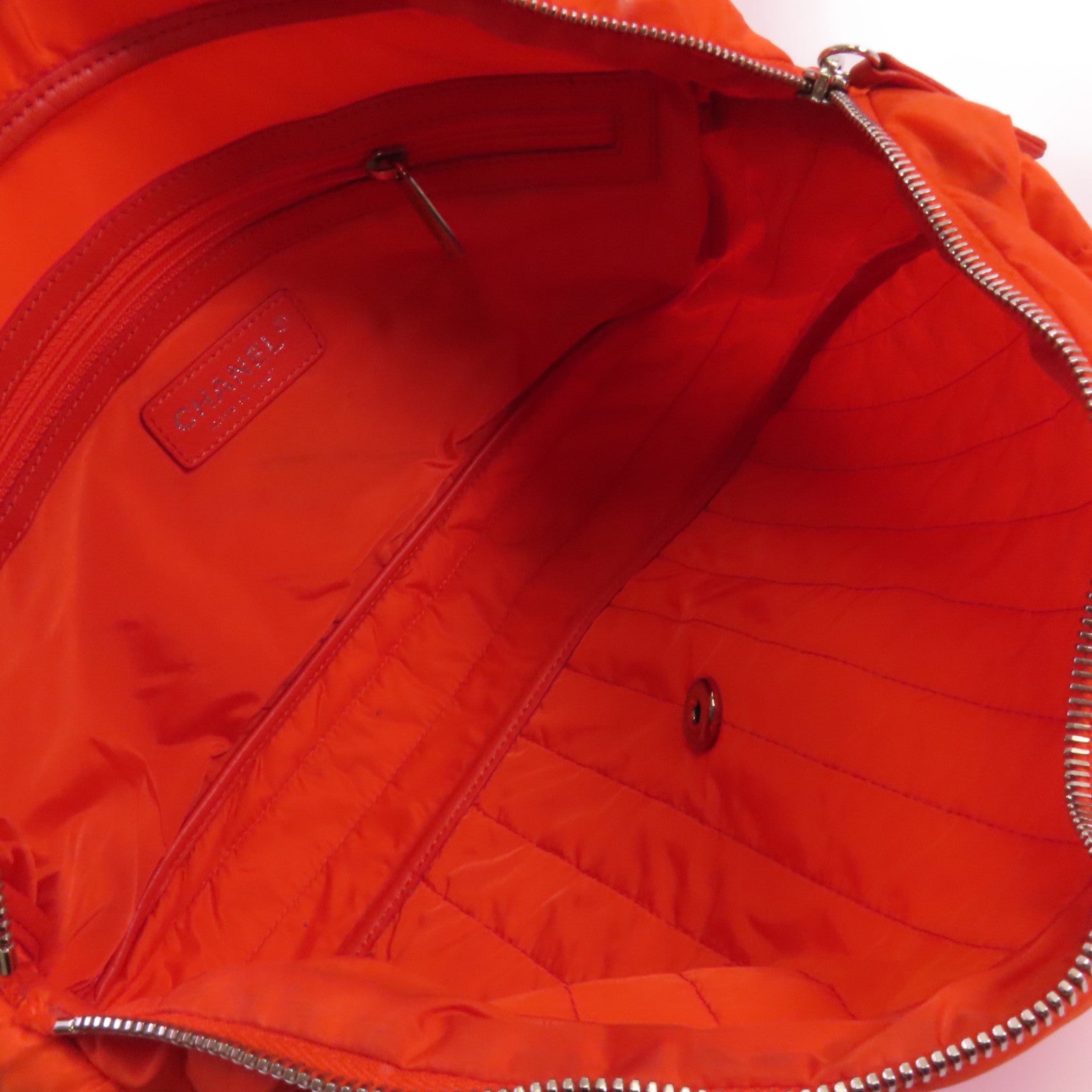 CHANEL 尼龍Chain Shoulder Bag銀扣鏈帶肩背袋