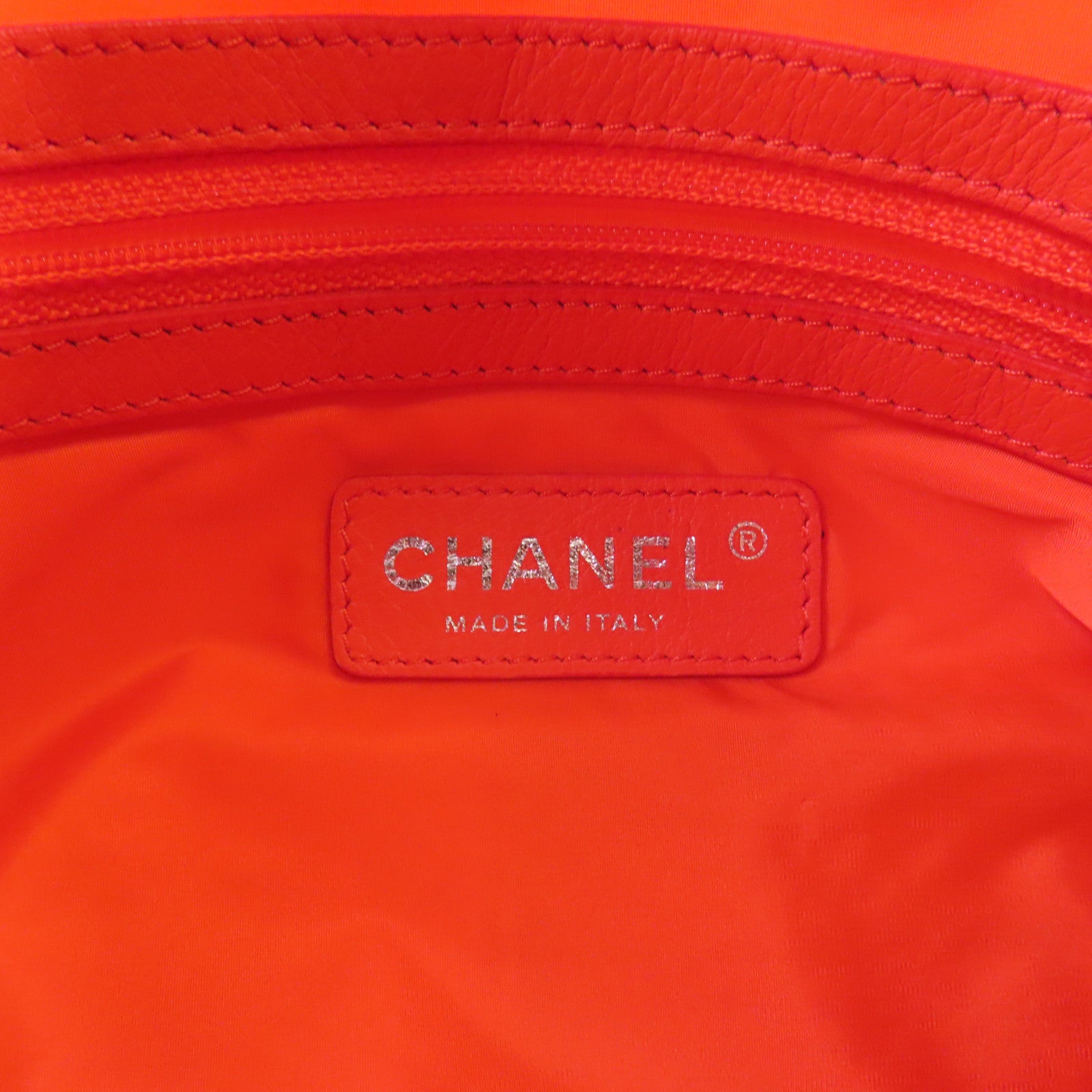 CHANEL 尼龍Chain Shoulder Bag銀扣鏈帶肩背袋