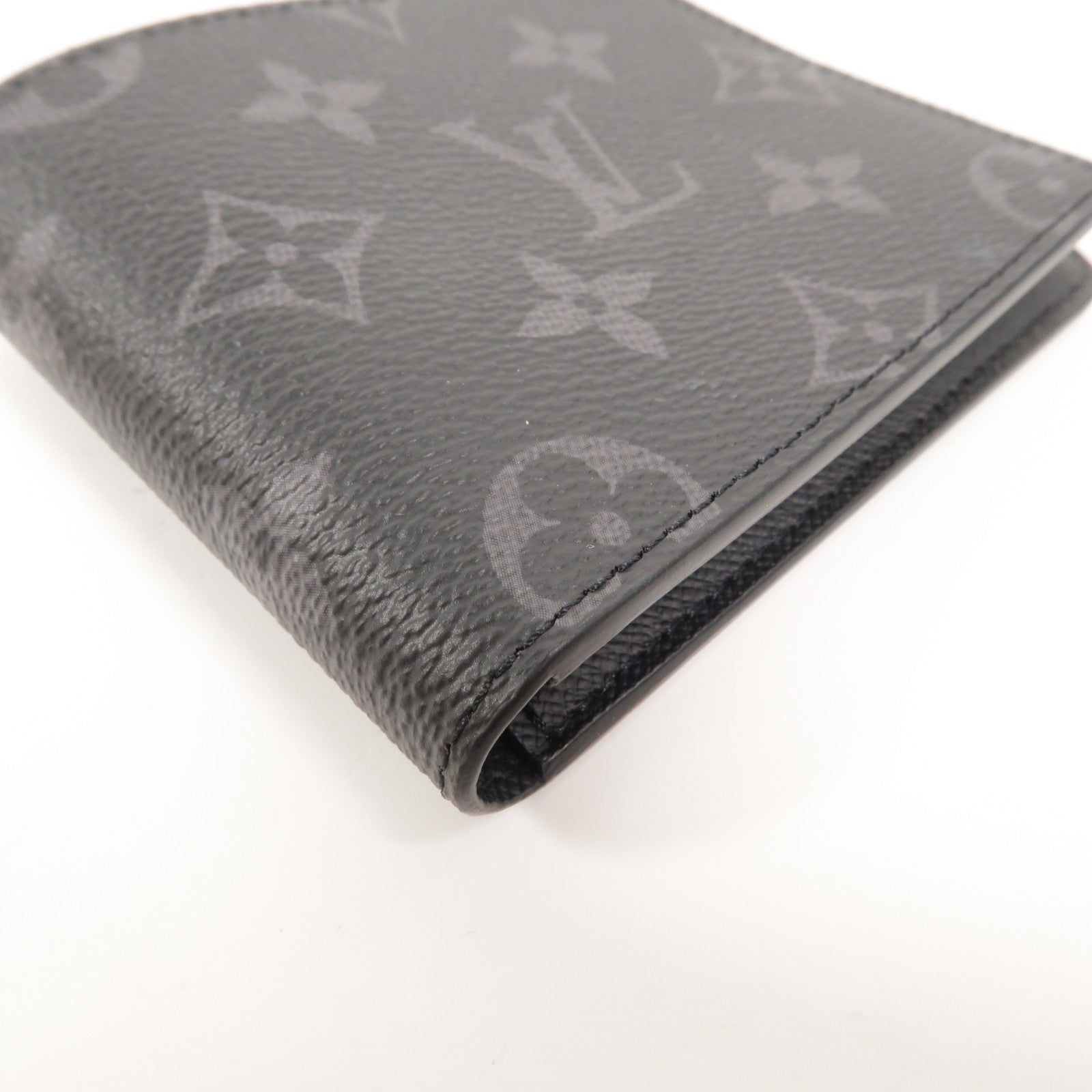 LOUIS VUITTON Monogram Eclipse Slender Wallet錢包