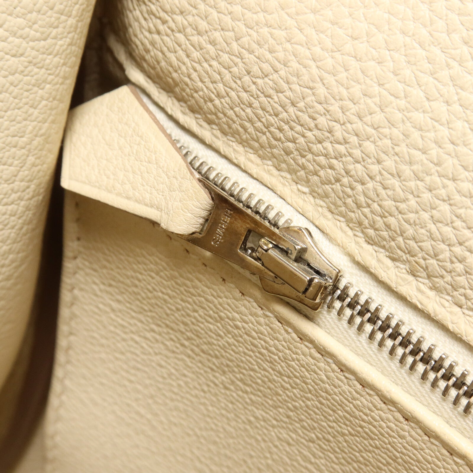 HERMES Clemence皮革Kelly 28手挽肩背兩用袋Craie