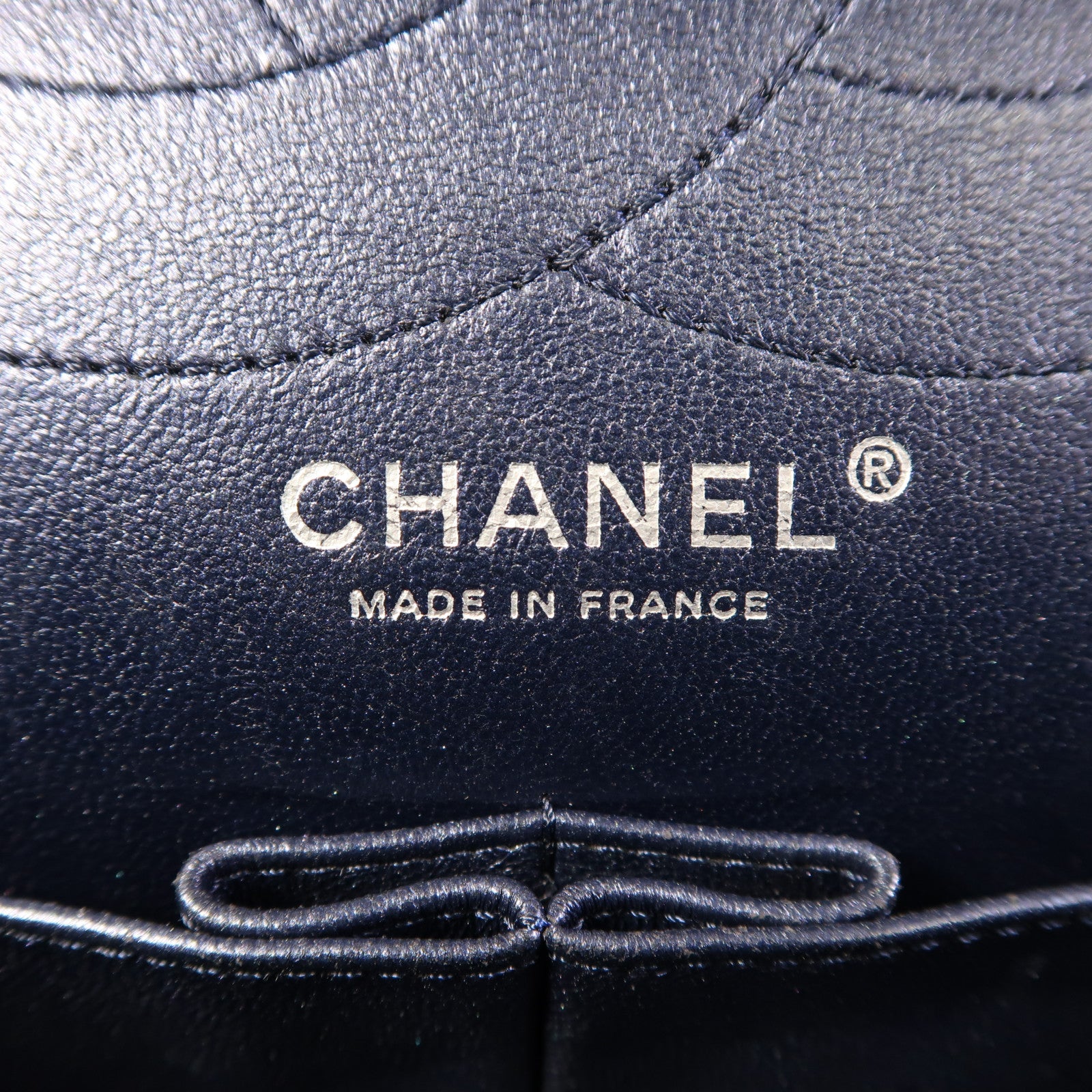 CHANEL 牛皮皮革2.55銀扣鏈帶肩背袋