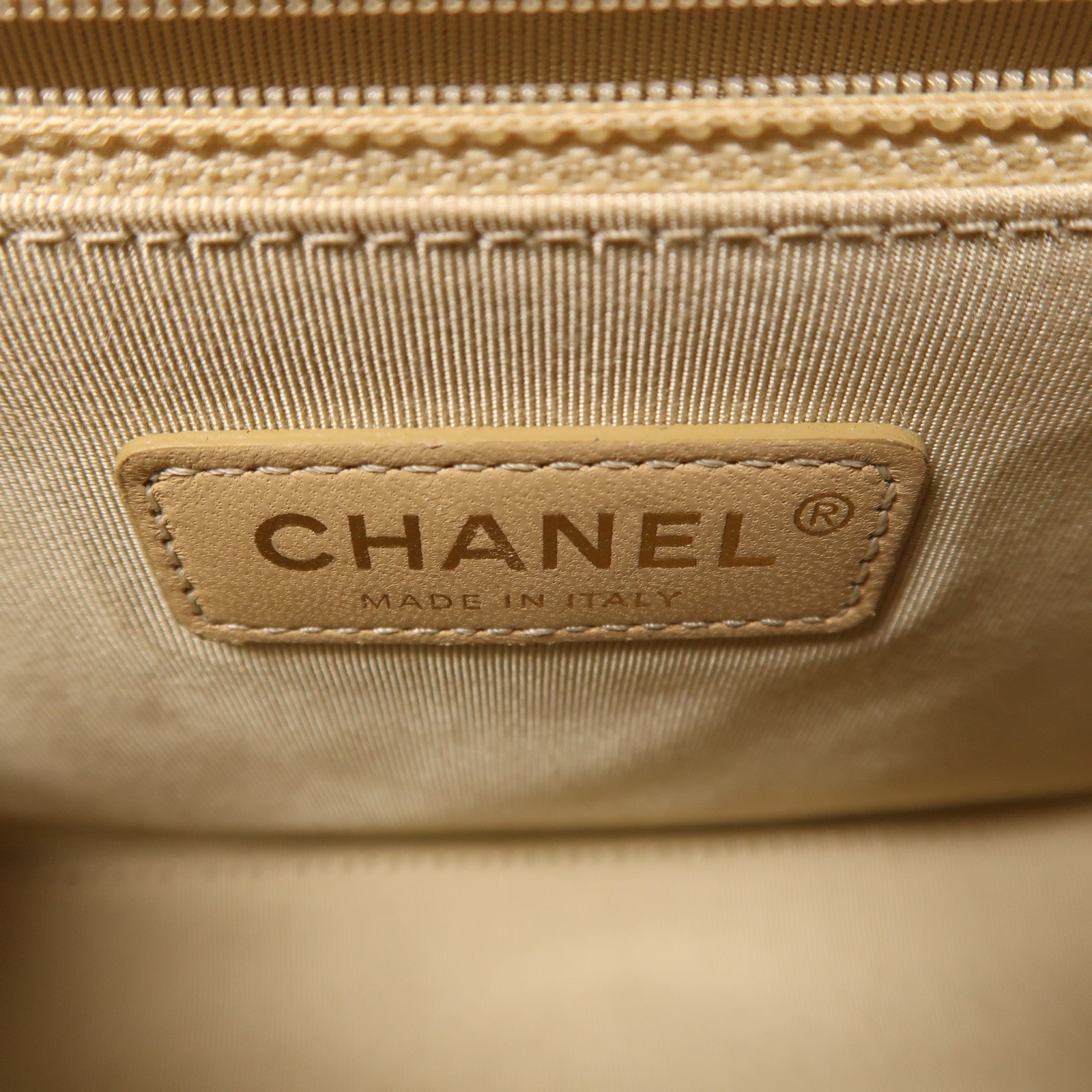 CHANEL 牛皮皮革Chain Shoulder金扣手挽肩背兩用袋