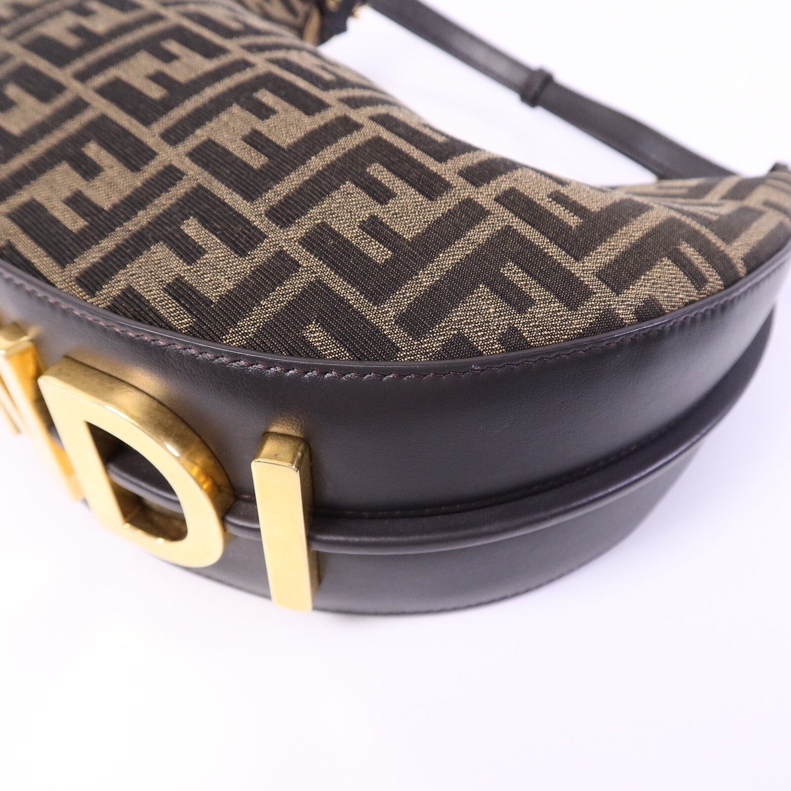 FENDI 帆布Fendigraphy Bag肩背袋