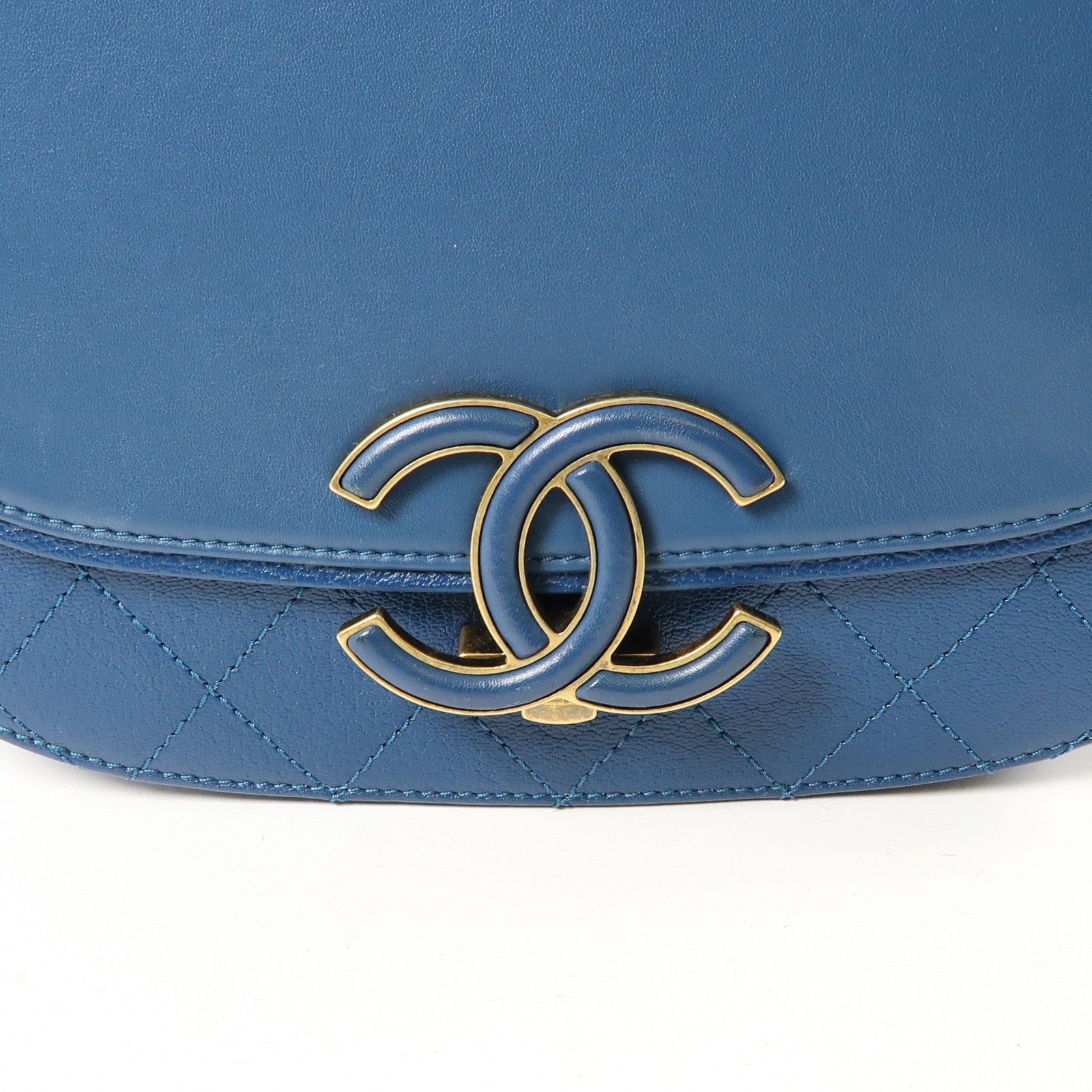 CHANEL 皮革Coco Curve金扣手挽肩背兩用袋藍色