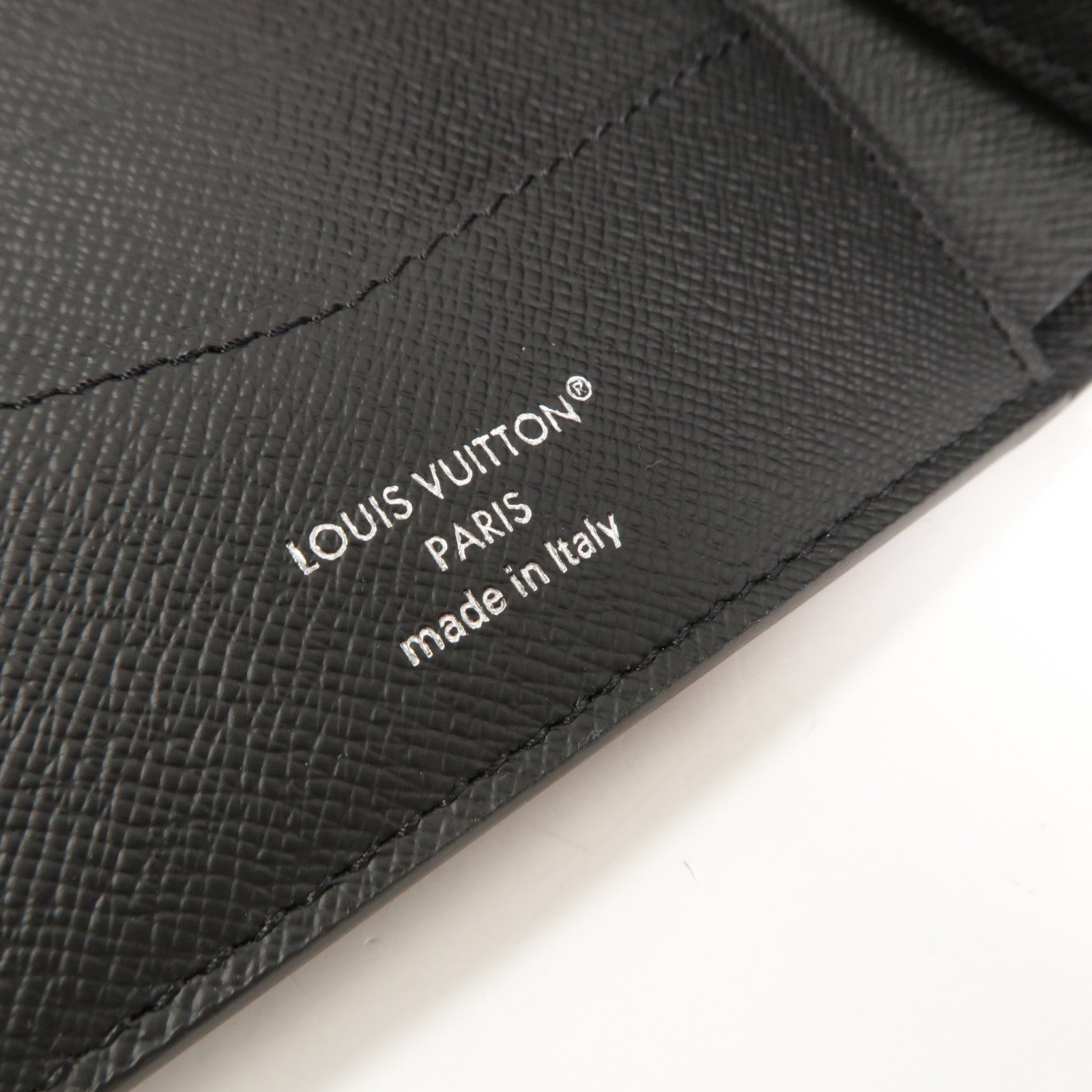 LOUIS VUITTON Monogram Eclipse Slender Wallet錢包