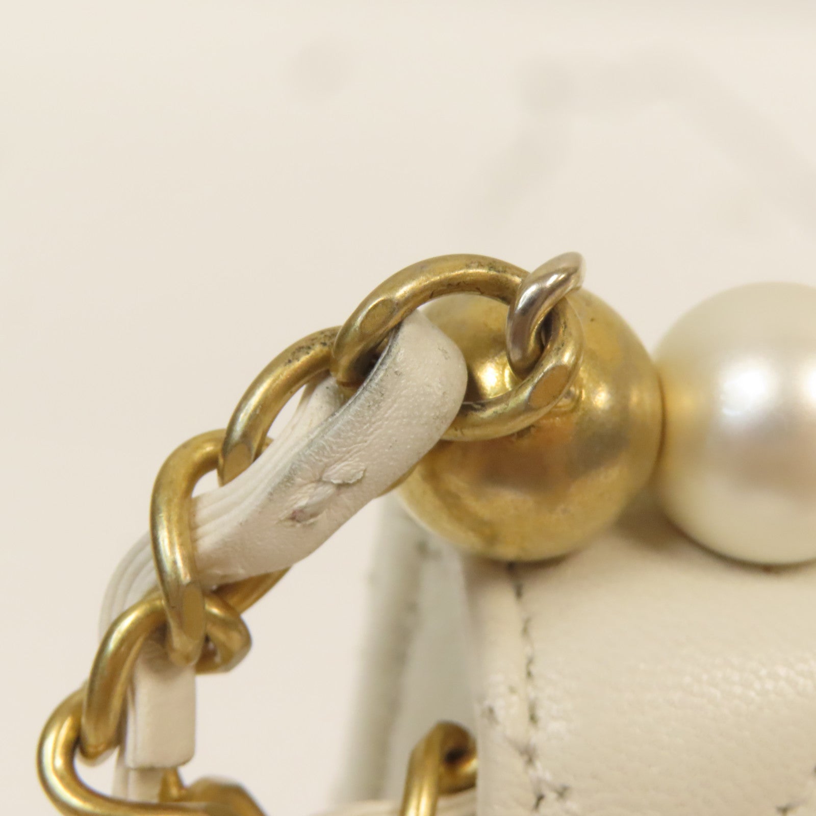 CHANEL 【激減優惠】菱格牛皮皮革Pearl Flap Bag金扣鏈帶肩背袋白色