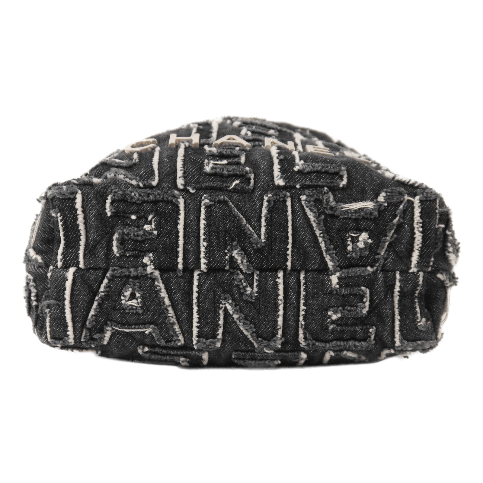 CHANEL 牛仔布Chanel 22 Mini銀扣鏈帶肩背袋