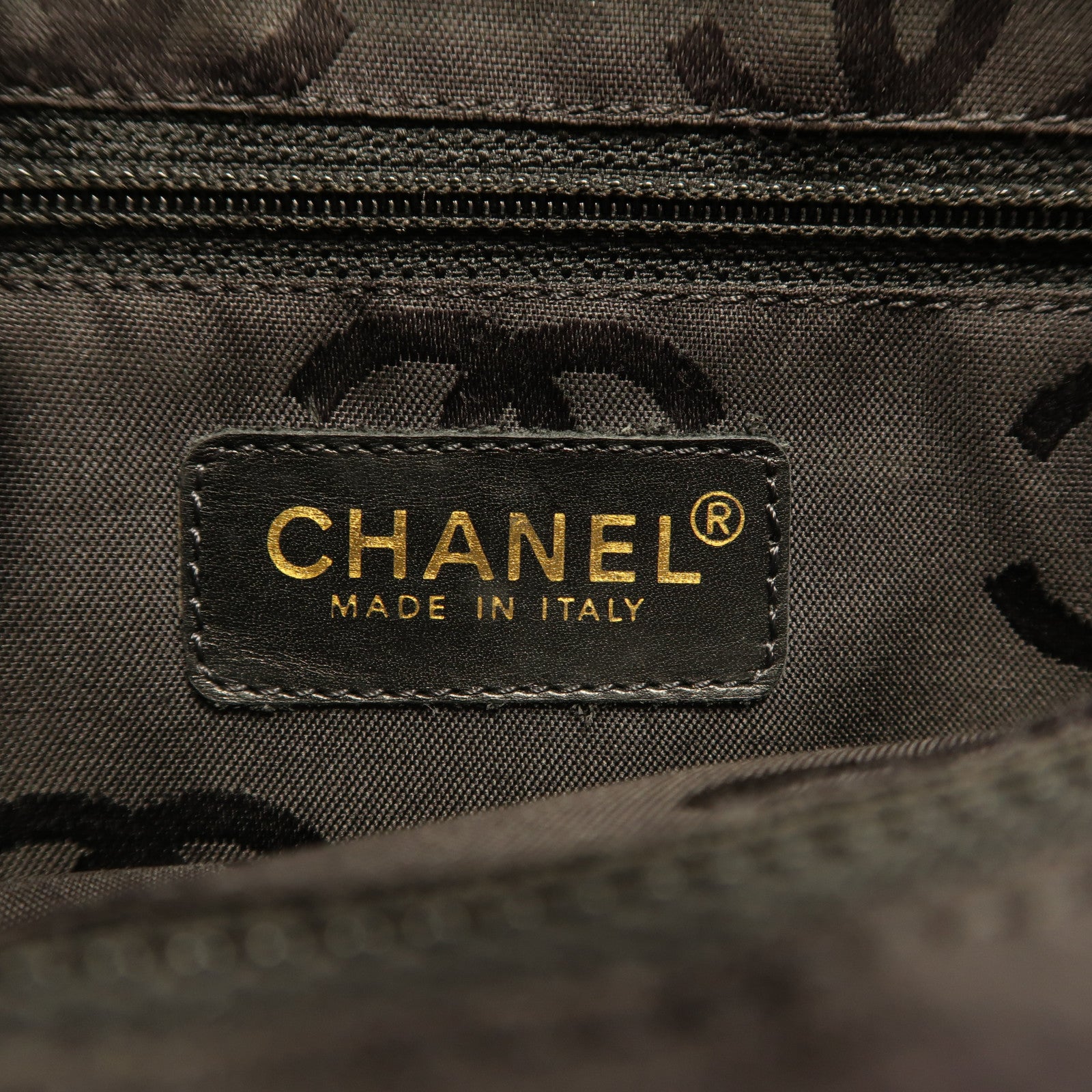 CHANEL 牛皮皮革Hand Bag金扣手挽袋黑色
