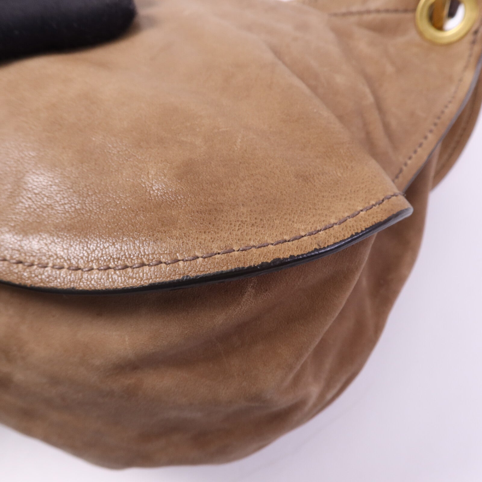 Miu Miu 牛皮皮革Shoulder Bag金扣肩背袋