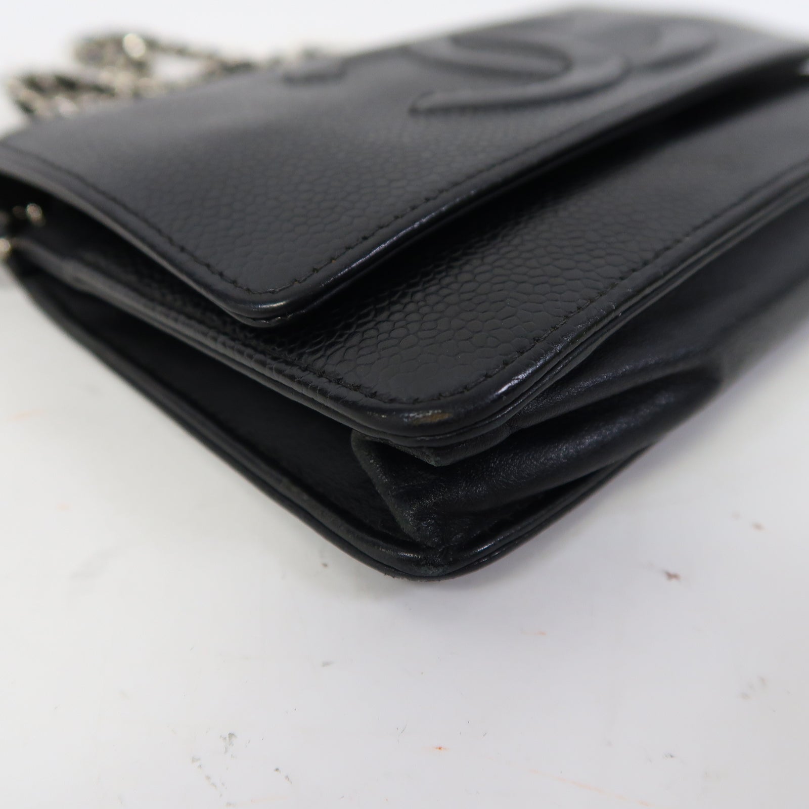 CHANEL Caviar皮革Wallet On Chain銀扣鏈帶肩背袋黑色